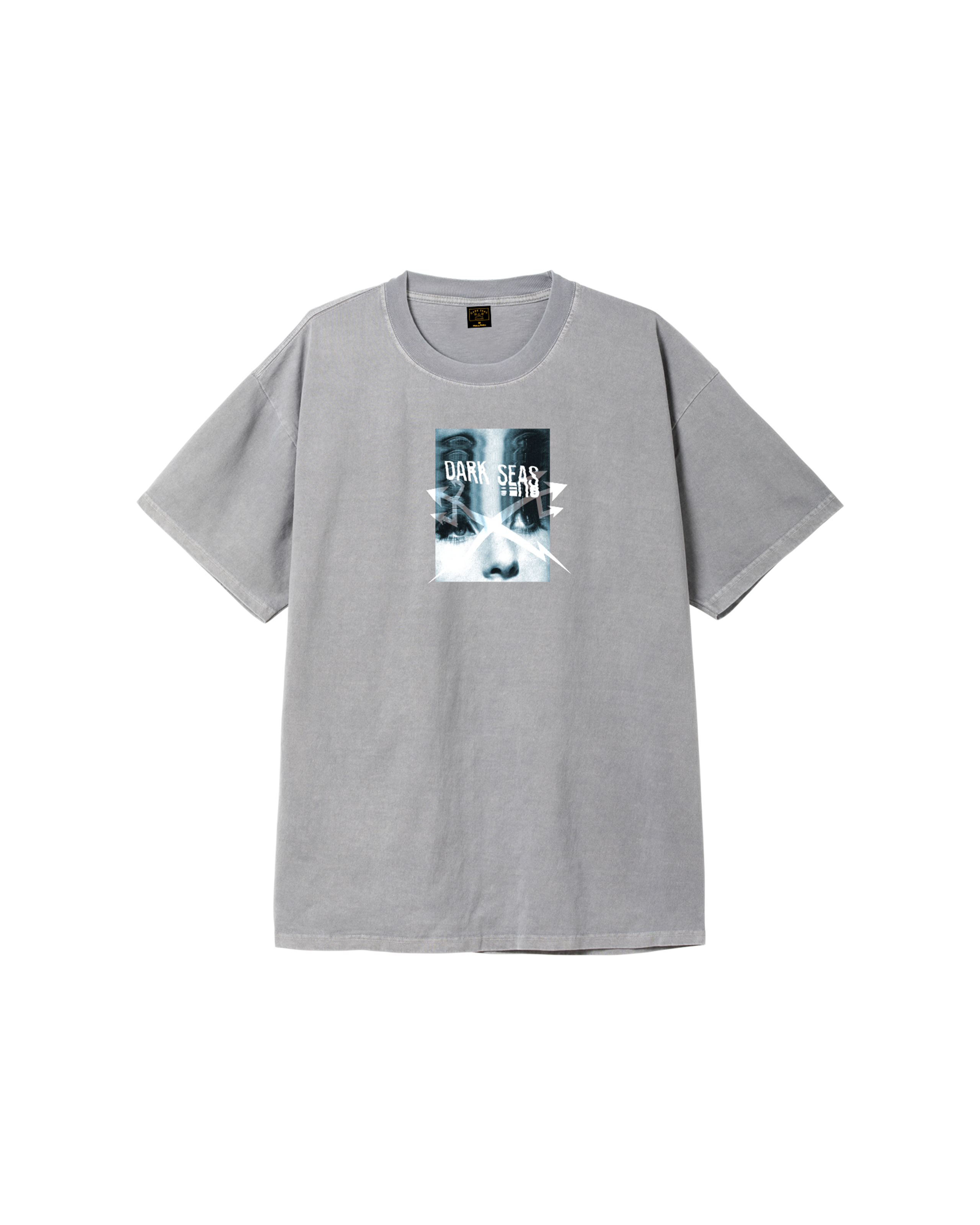 dark-seas-hazy-dayz-heavyweight-t-shirt-storm-grey (zoomed)
