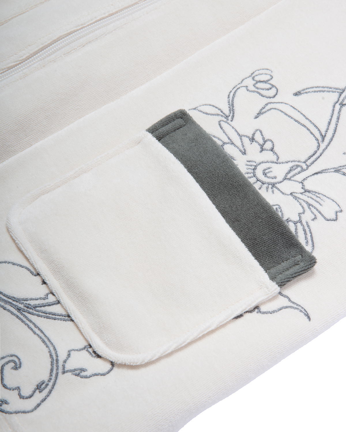 dark-seas-jethro-polo-antique