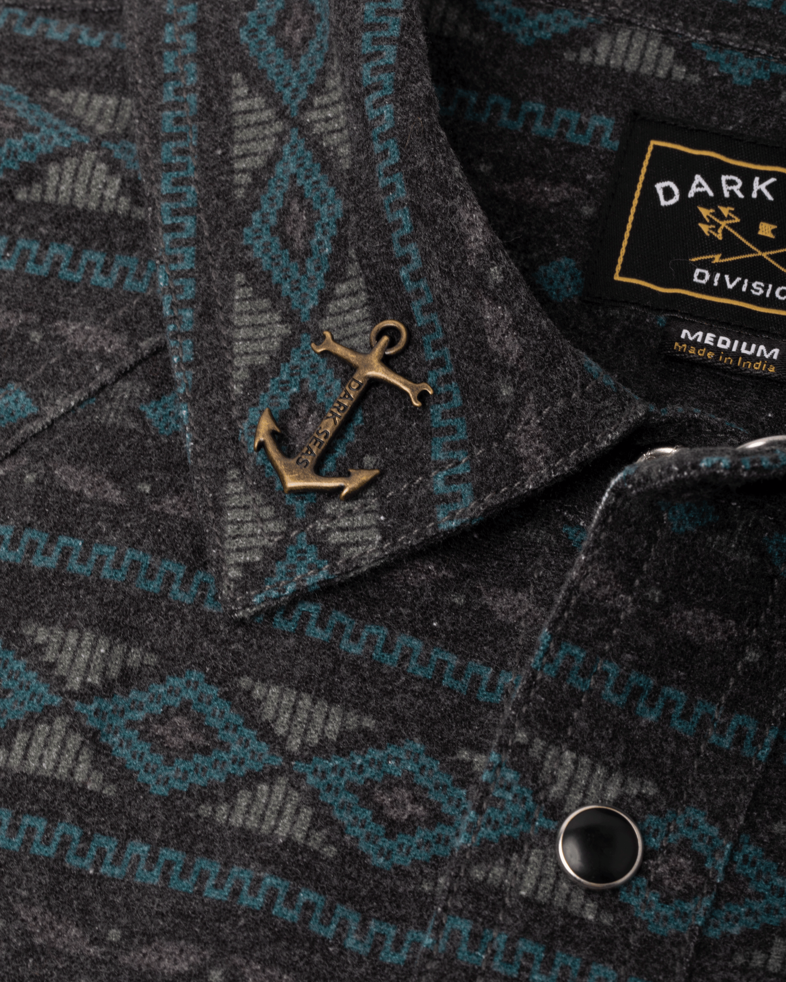 dark-seas-austin-shirt-black (zoomed)