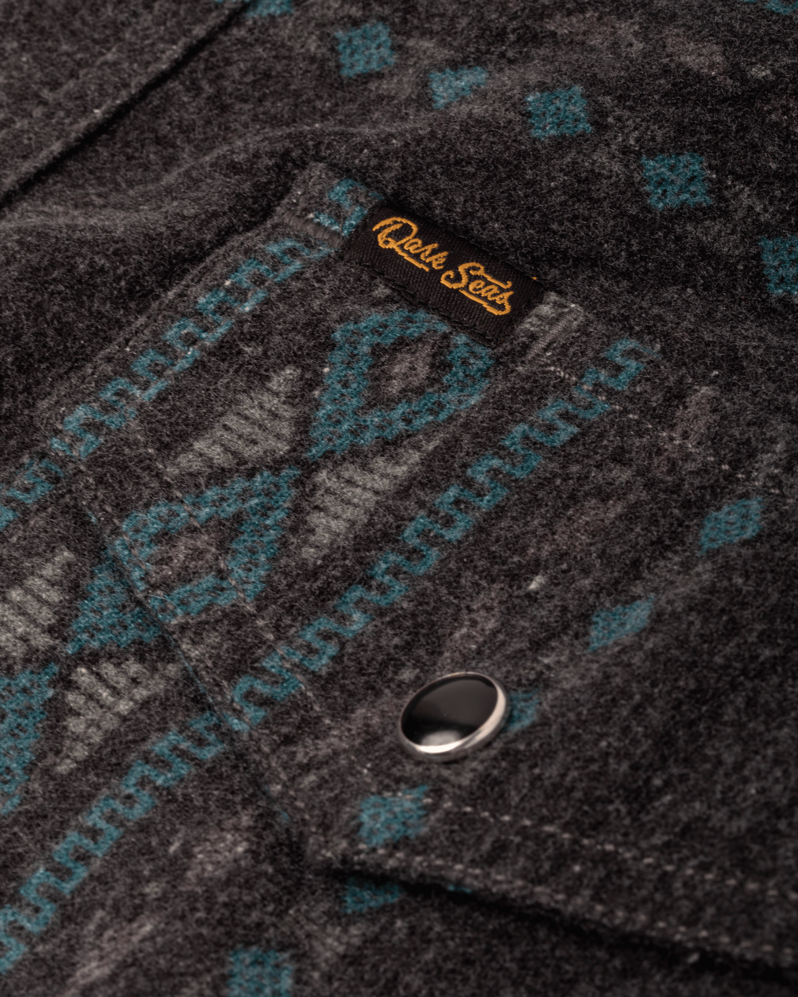 dark-seas-austin-shirt-black (zoomed)