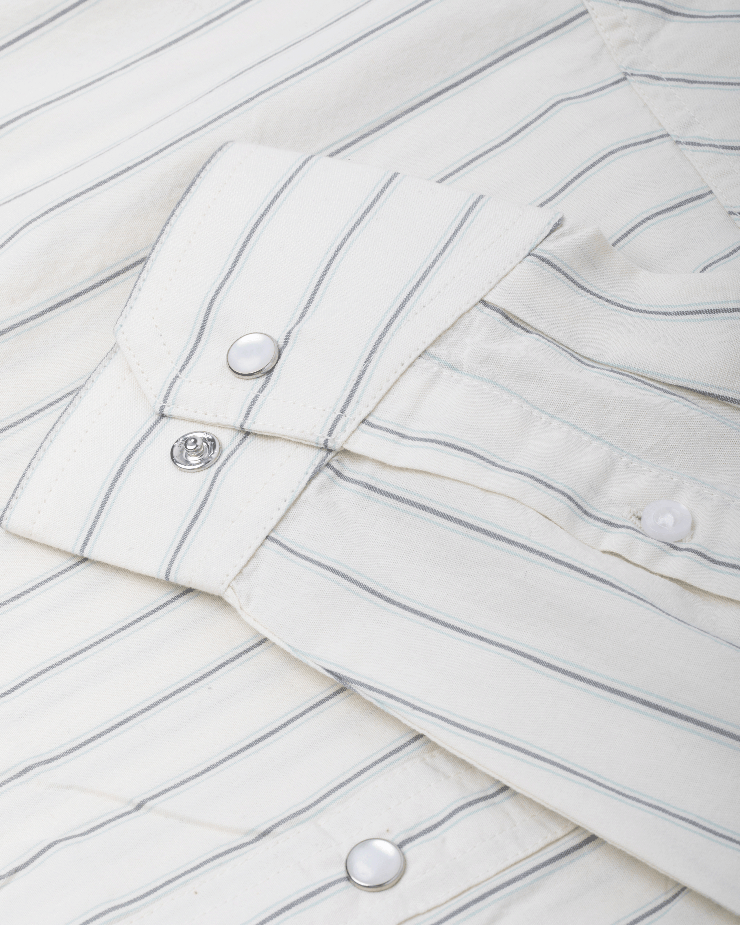 dark-seas-kimbro-shirt-light-grey (zoomed)