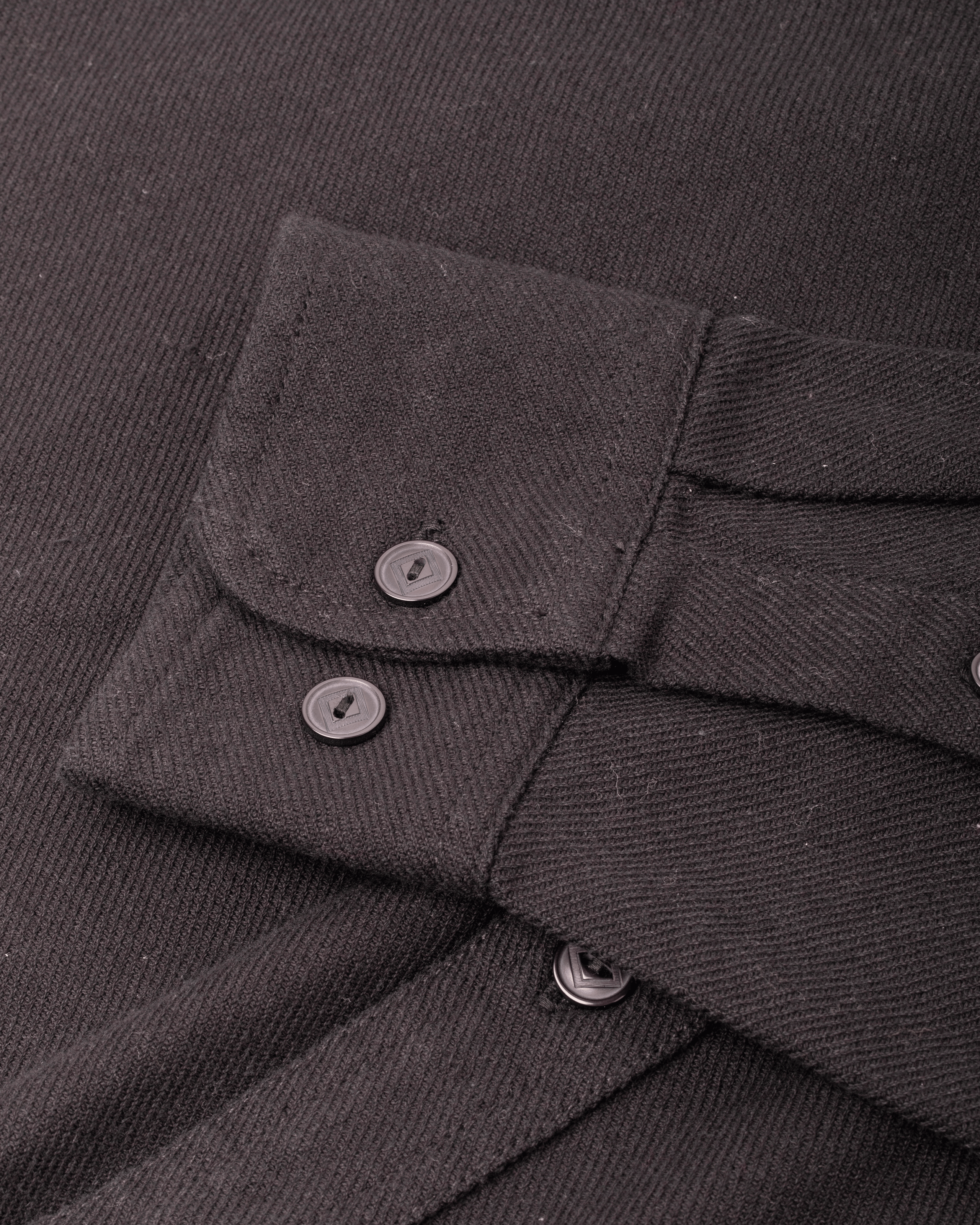 dark-seas-bergstrom-shirt-black (zoomed)