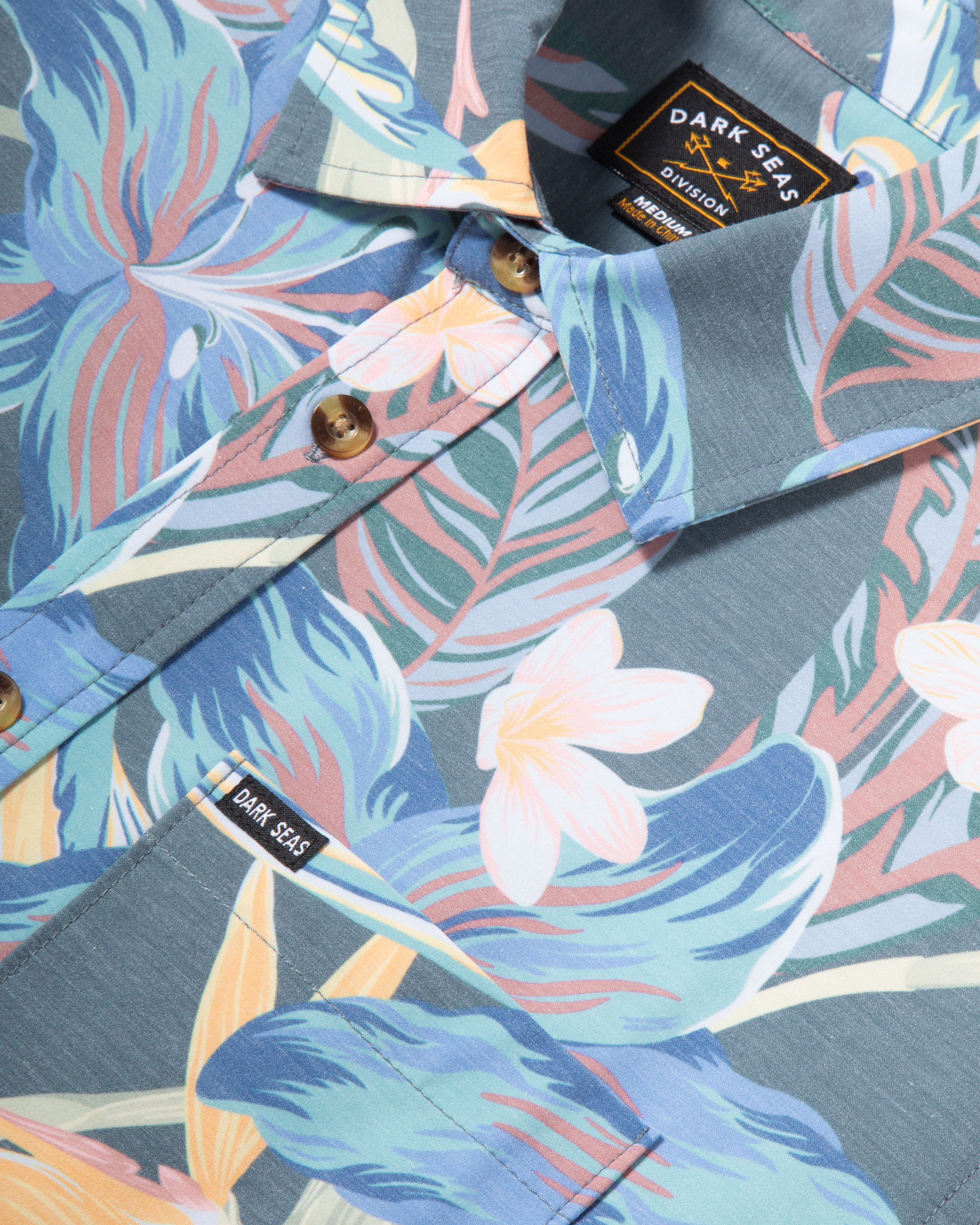 dark-seas-ritter-ss-shirt-navy (zoomed)