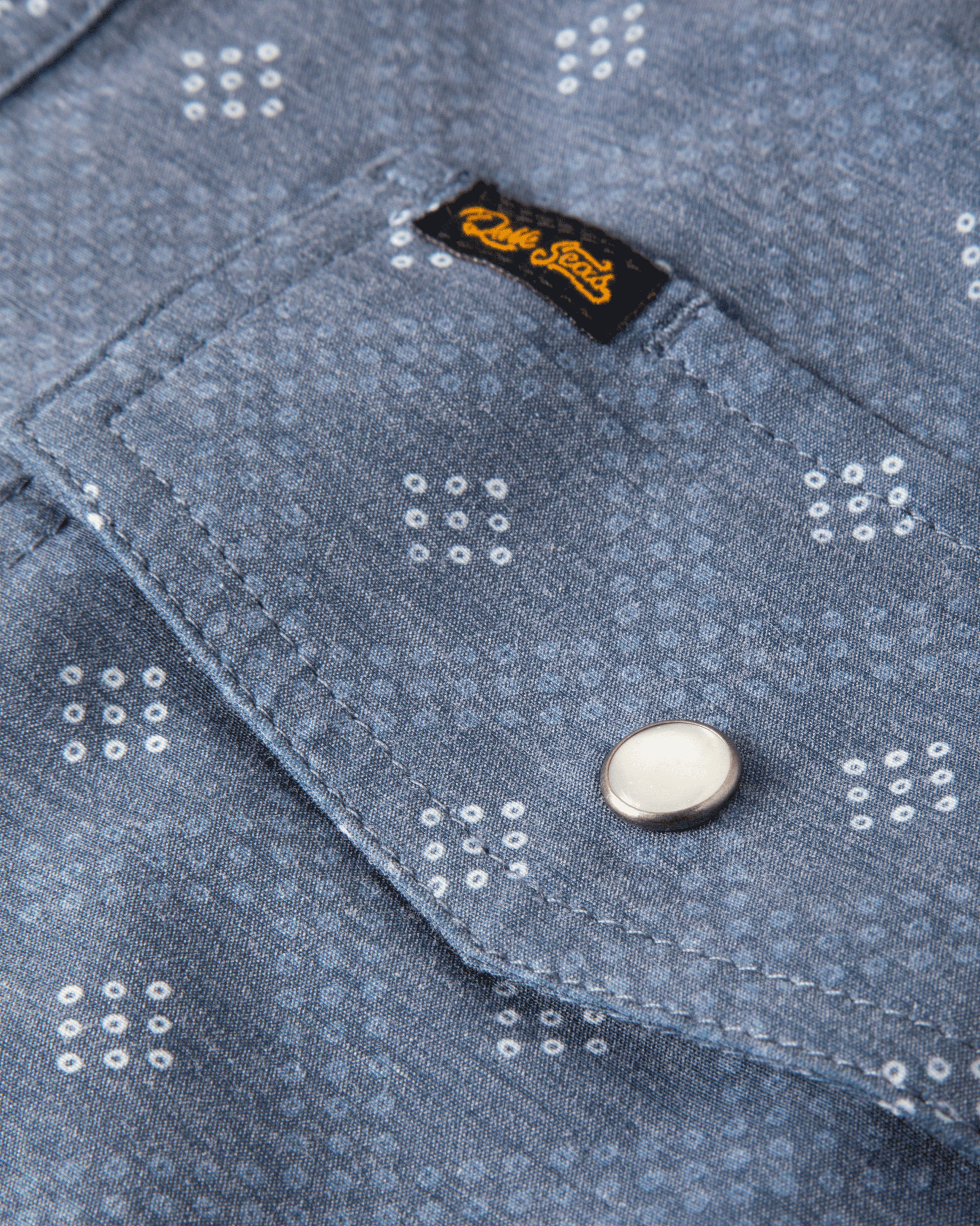 dark-seas-barton-ss-uv-shirt-indigo (zoomed)
