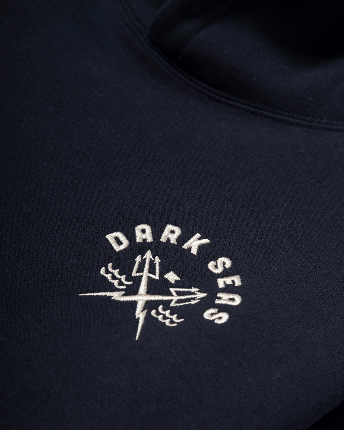 dark-seas-alamo-pullover-black