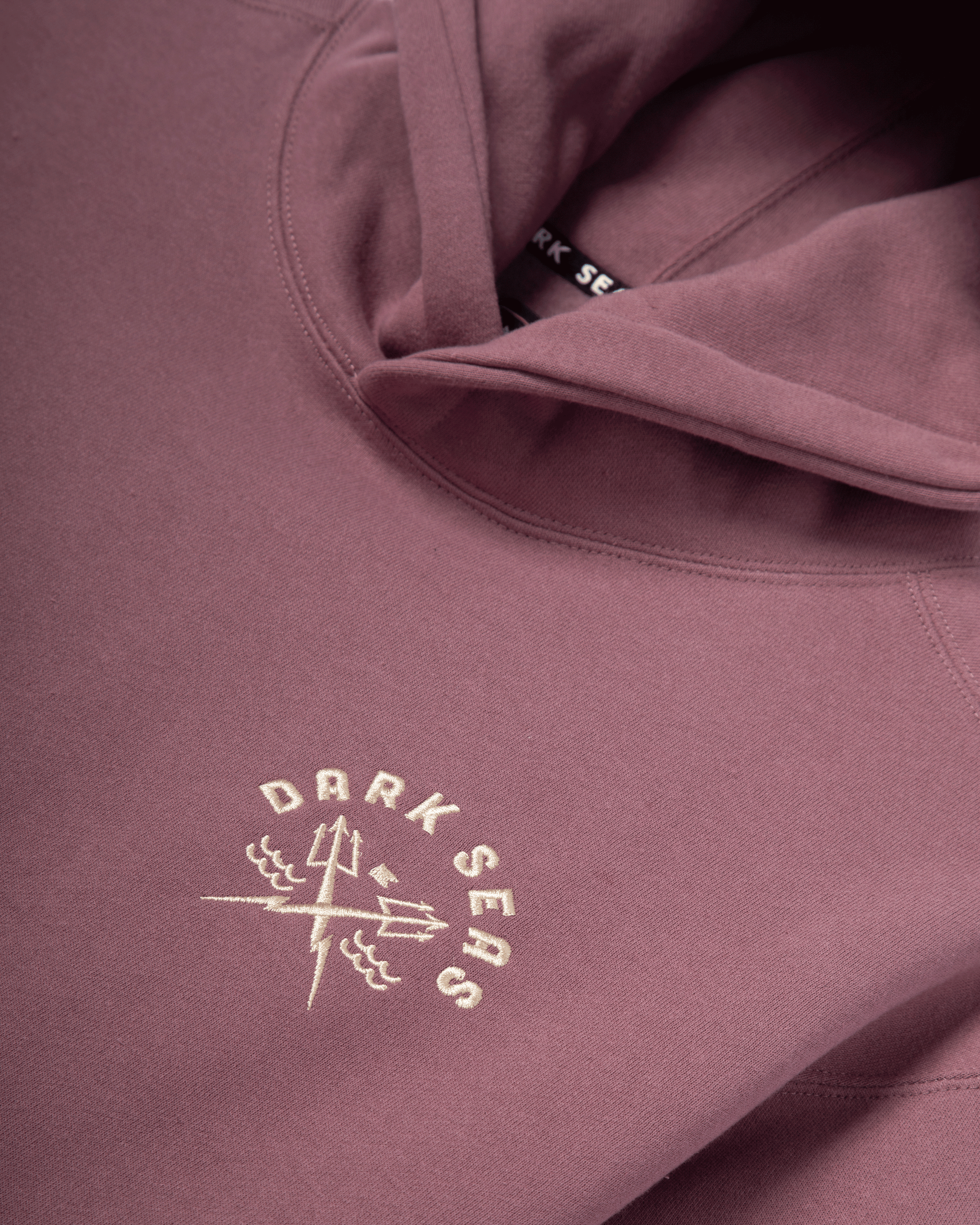 dark-seas-alamo-pullover-rose (zoomed)