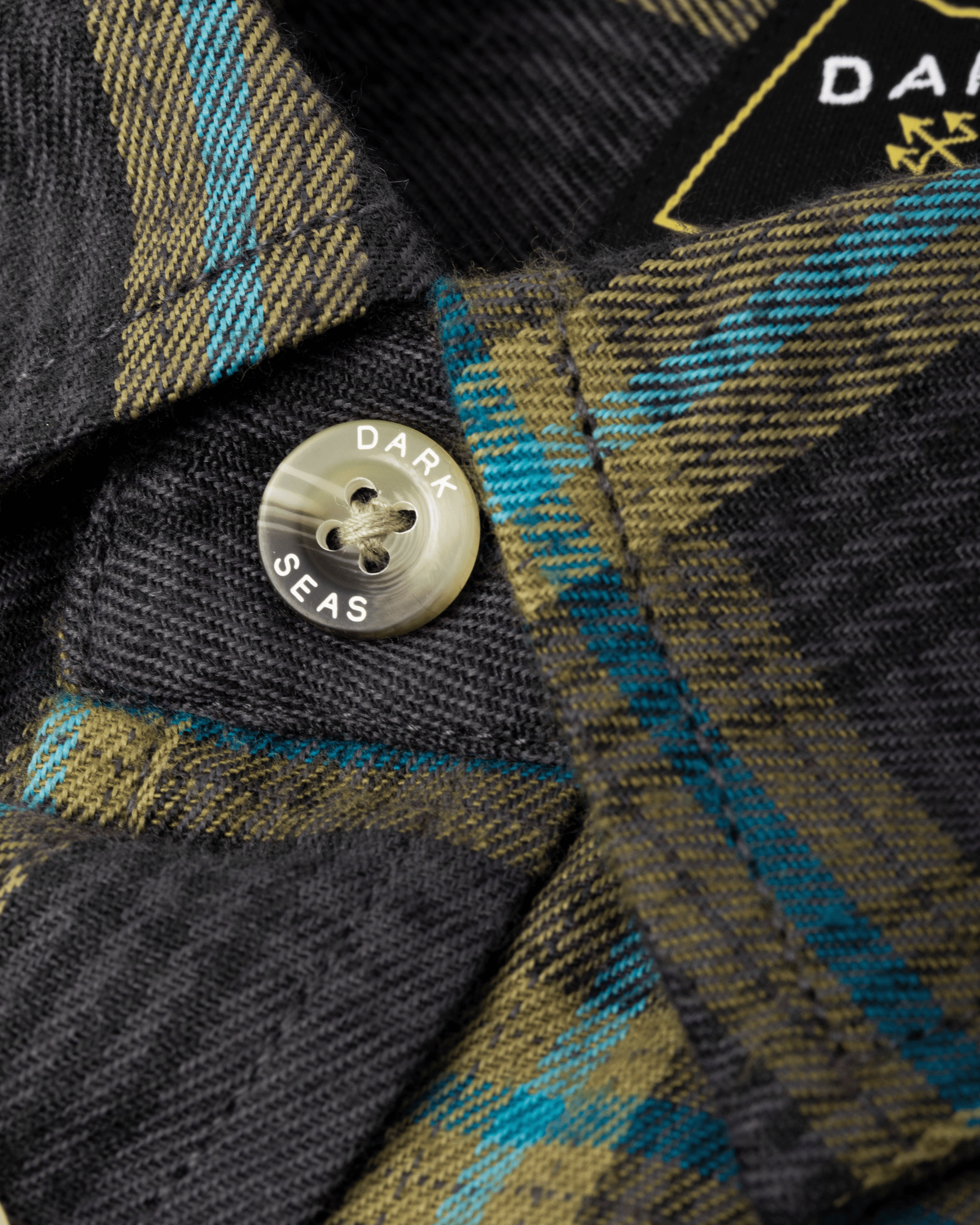 dark-seas-garrison-shirt-black (zoomed)