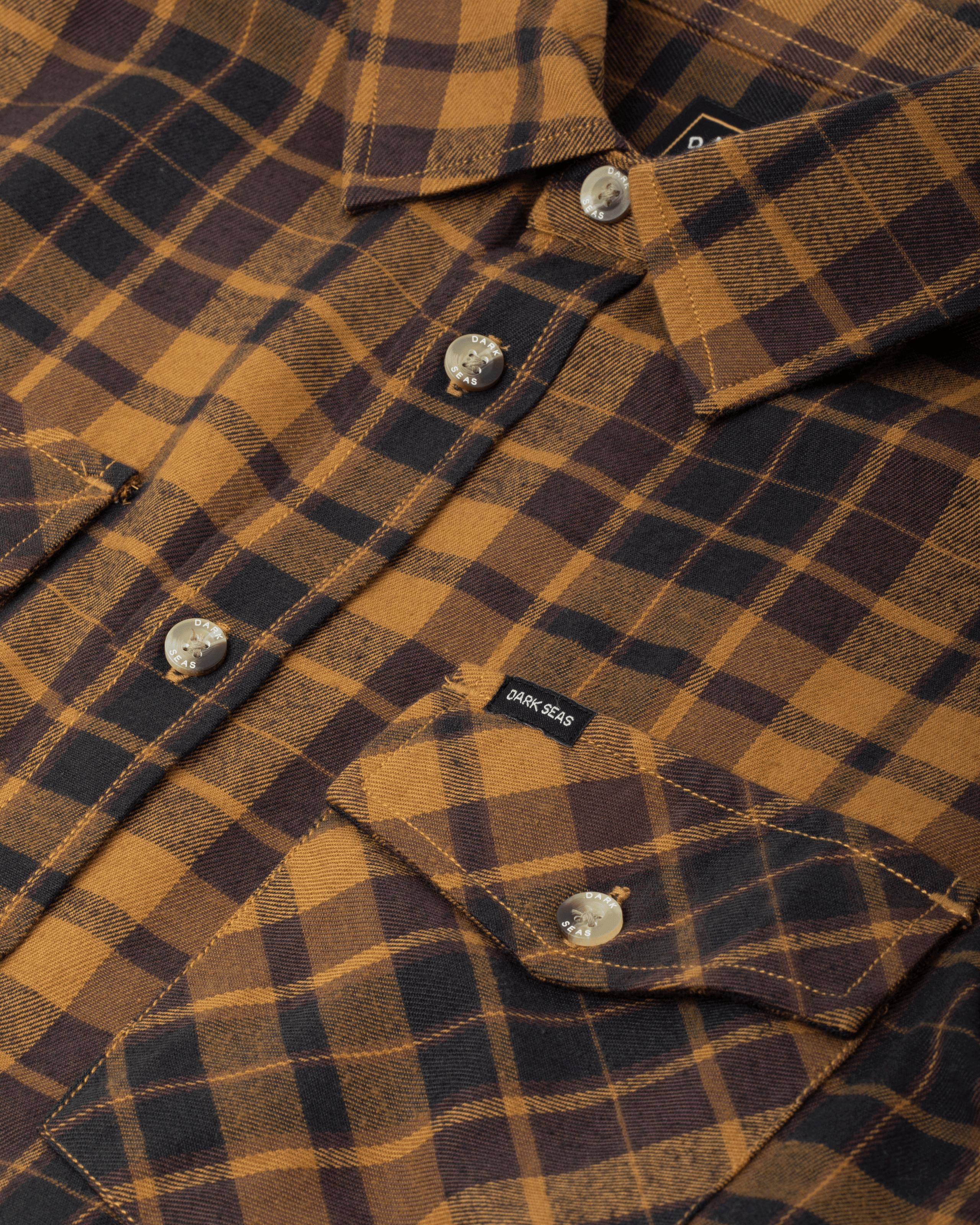 dark-seas-tanglewood-shirt-black-brown (zoomed)