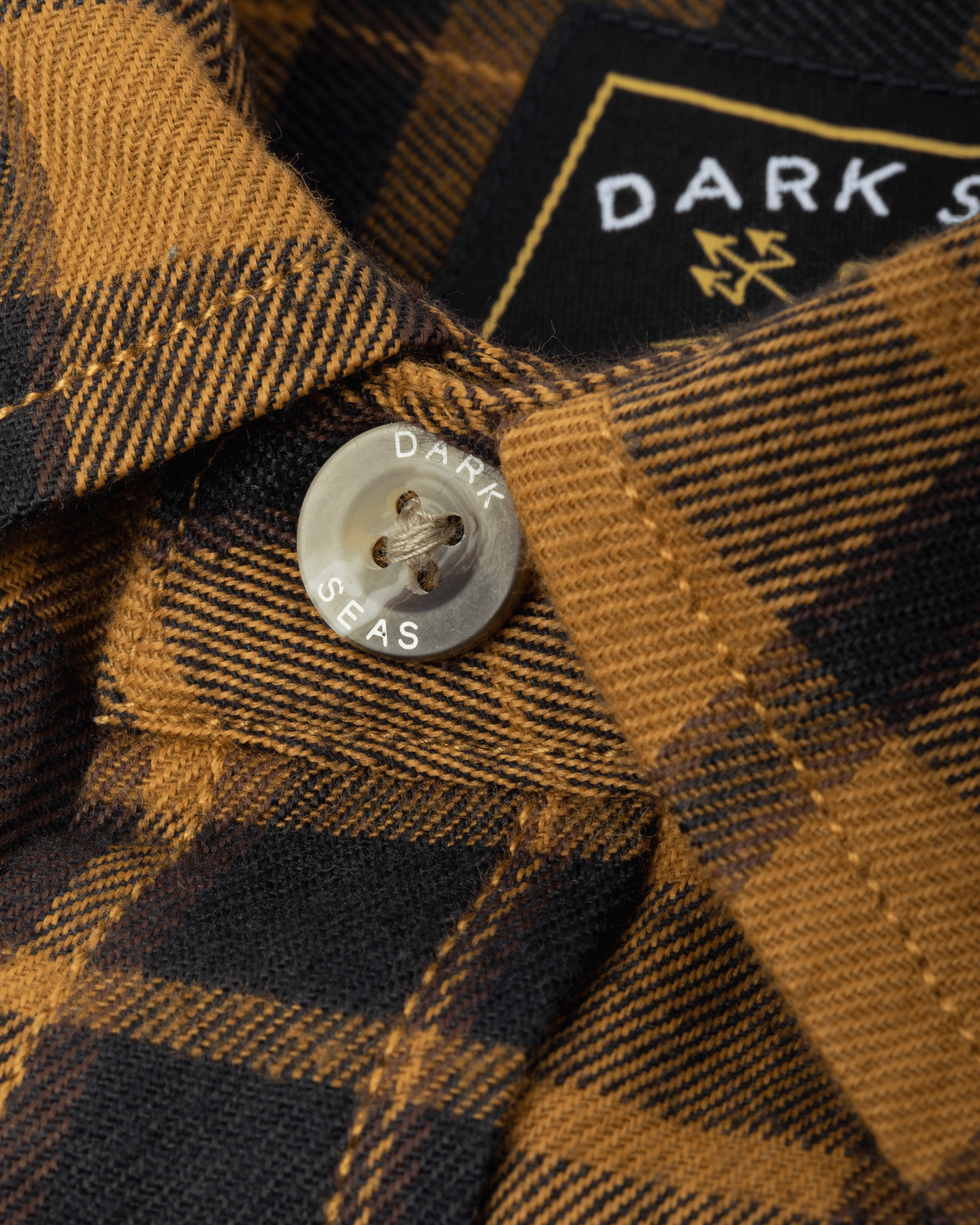 dark-seas-tanglewood-shirt-black-brown (zoomed)