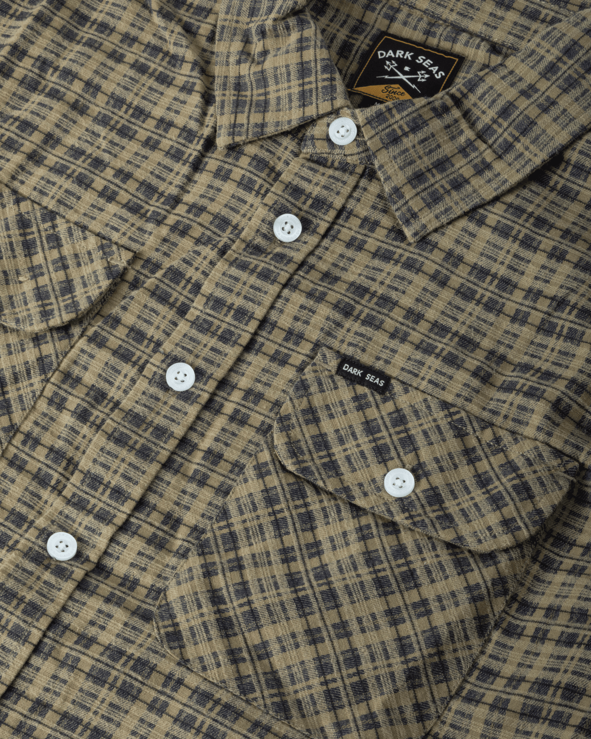 dark-seas-drake-flannel-shirt-aloe-black