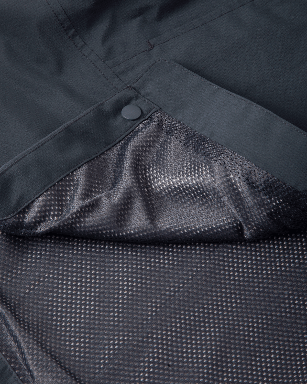 dark-seas-breakwater-jacket-navy