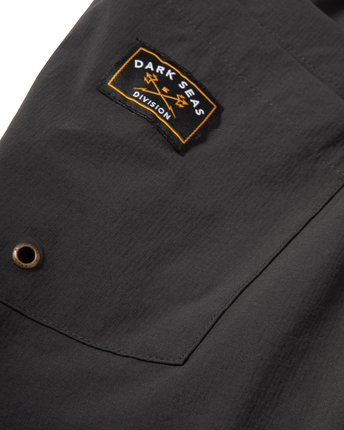 dark-seas-warwick-camp-short-navy