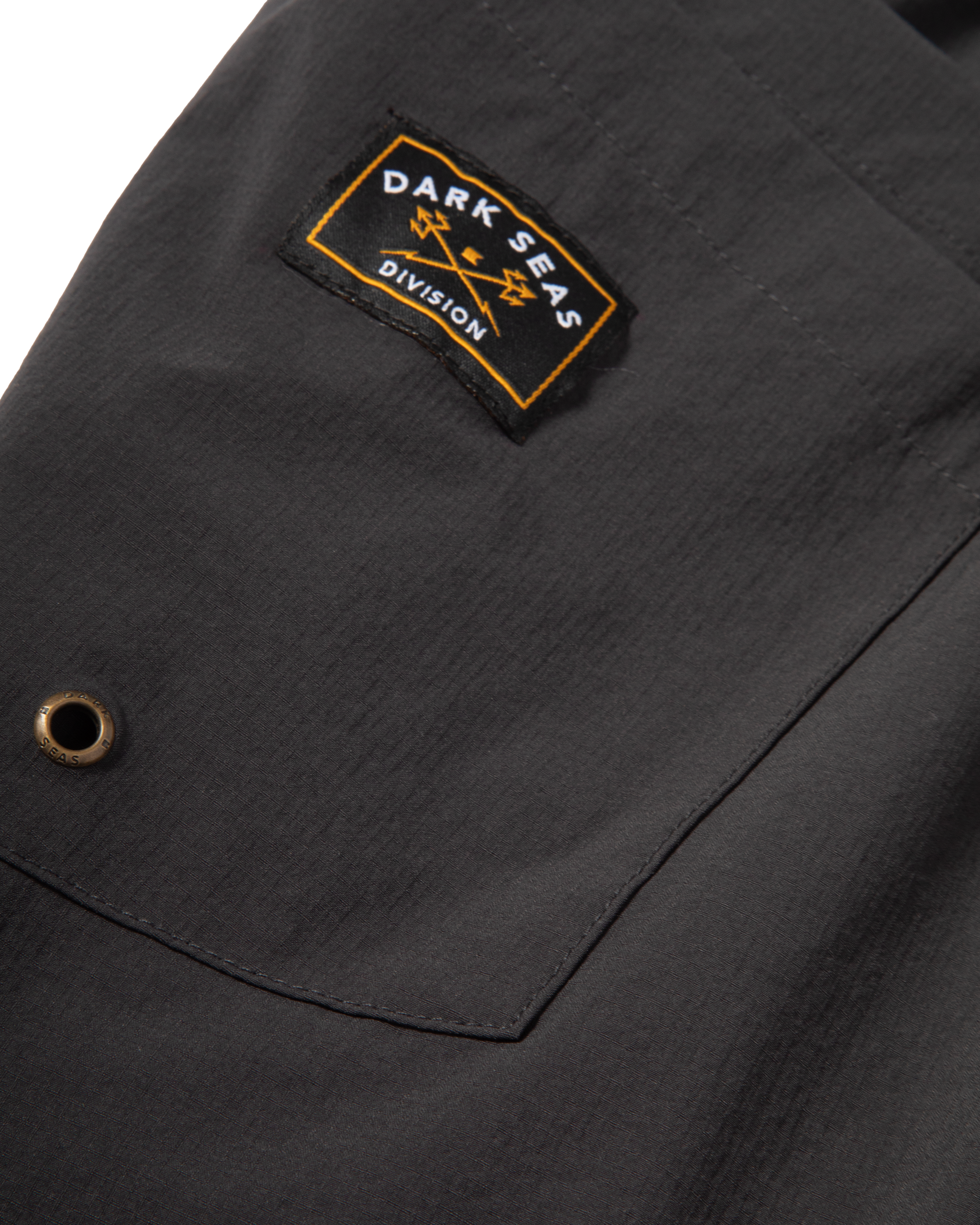 dark-seas-warwick-camp-short-navy