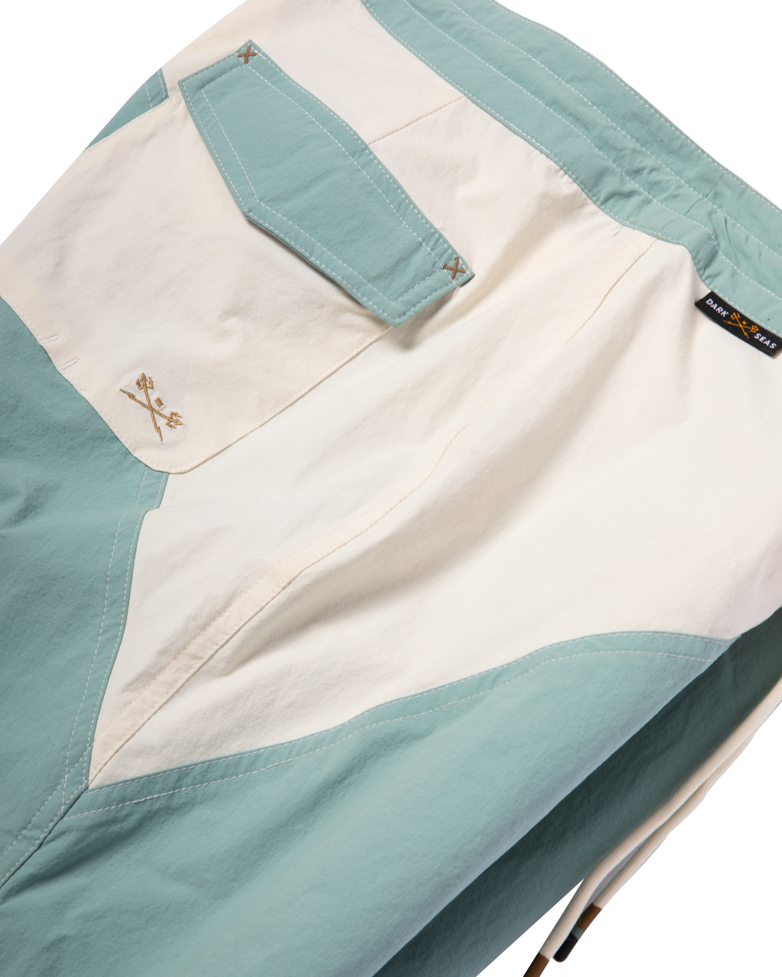 dark-seas-aliso-boardshort-turquoise (zoomed)