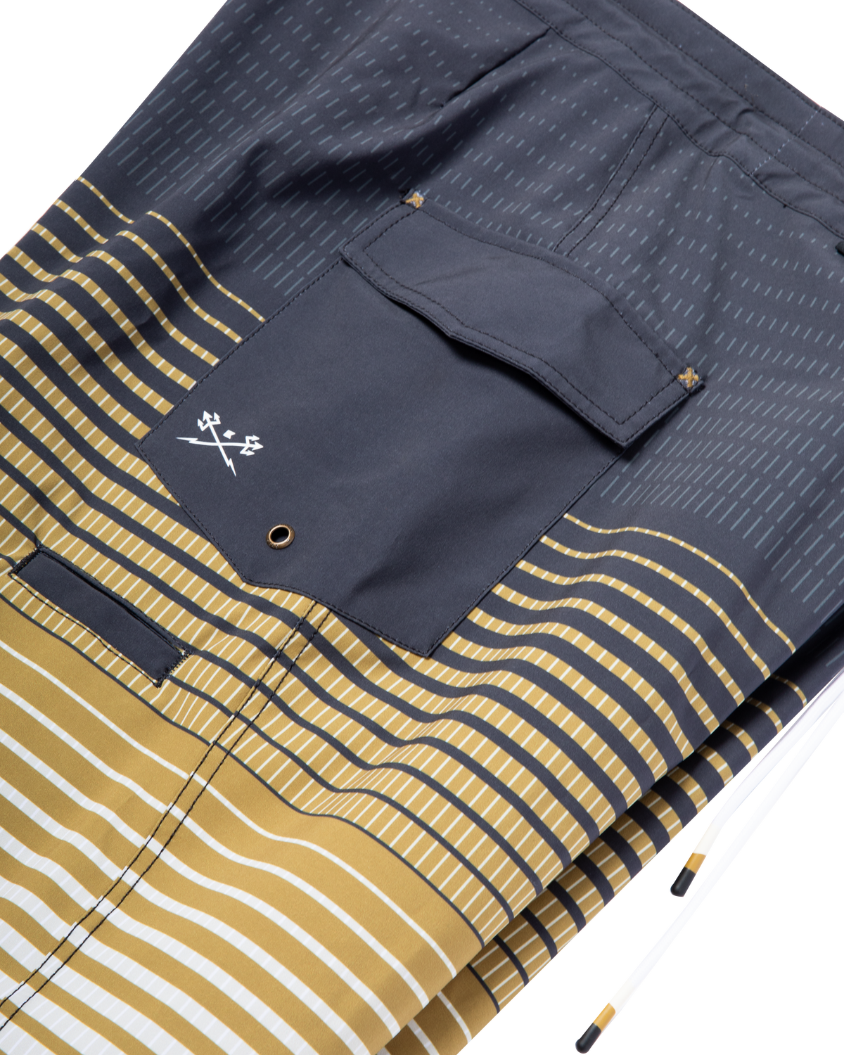 dark-seas-deepwater-boardshort-black-tobacco