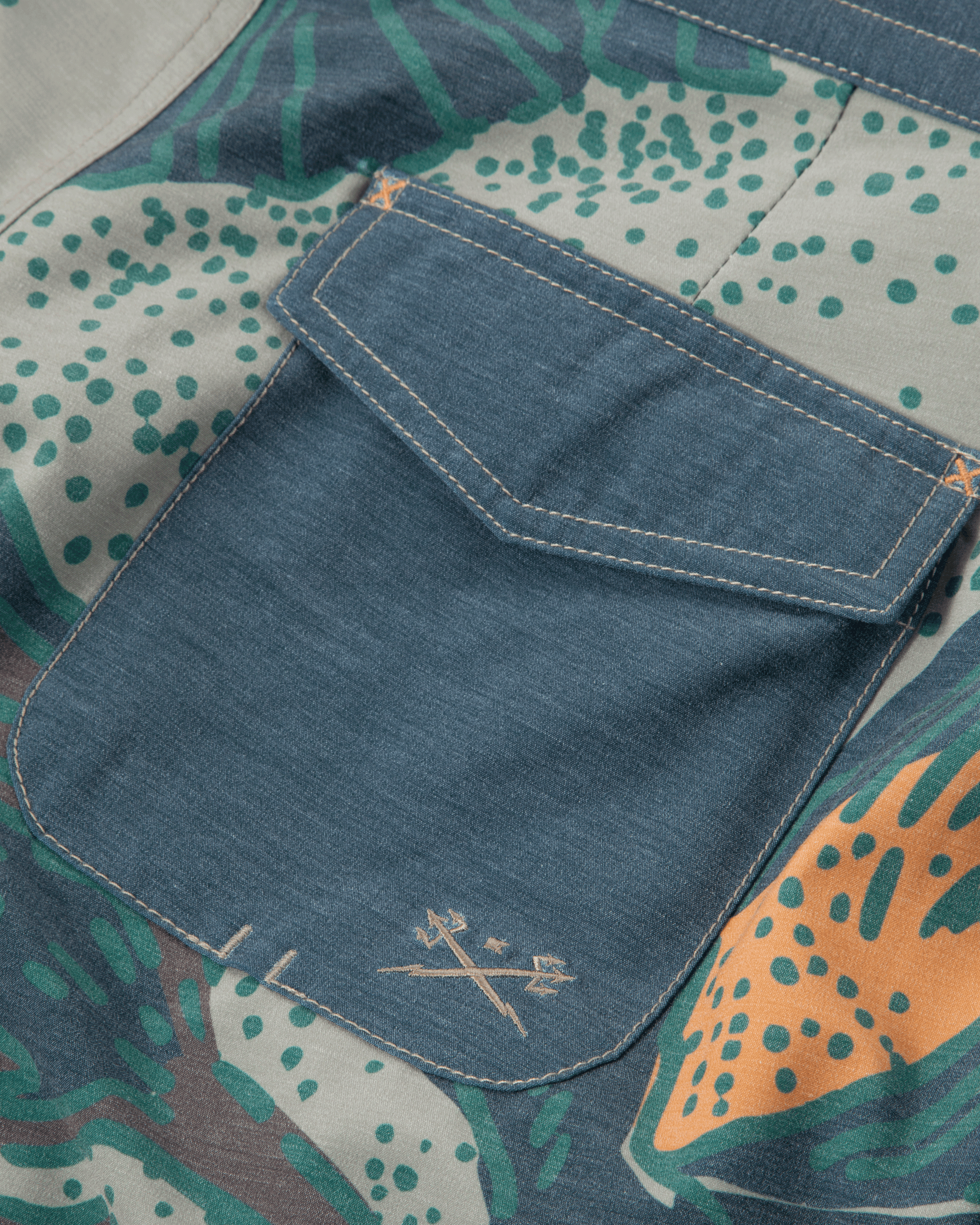 dark-seas-sennit-boardshort-aloe (zoomed)
