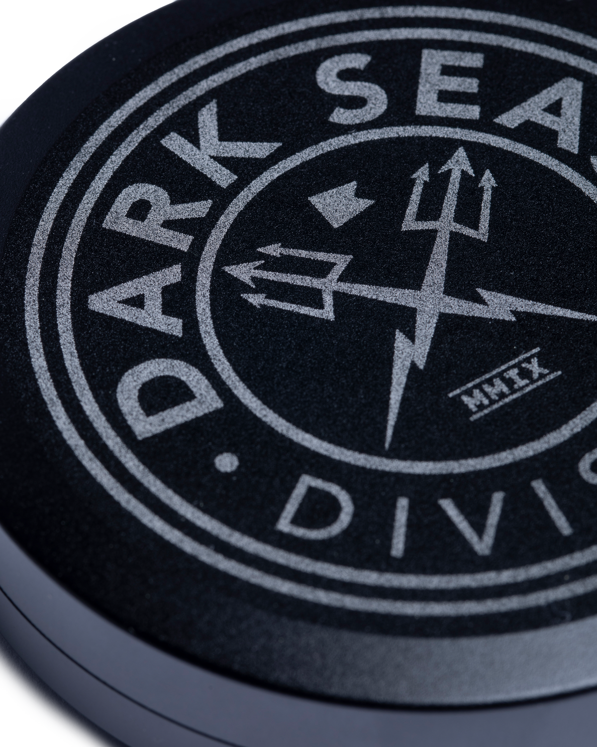 Dark Seas Zyn Container