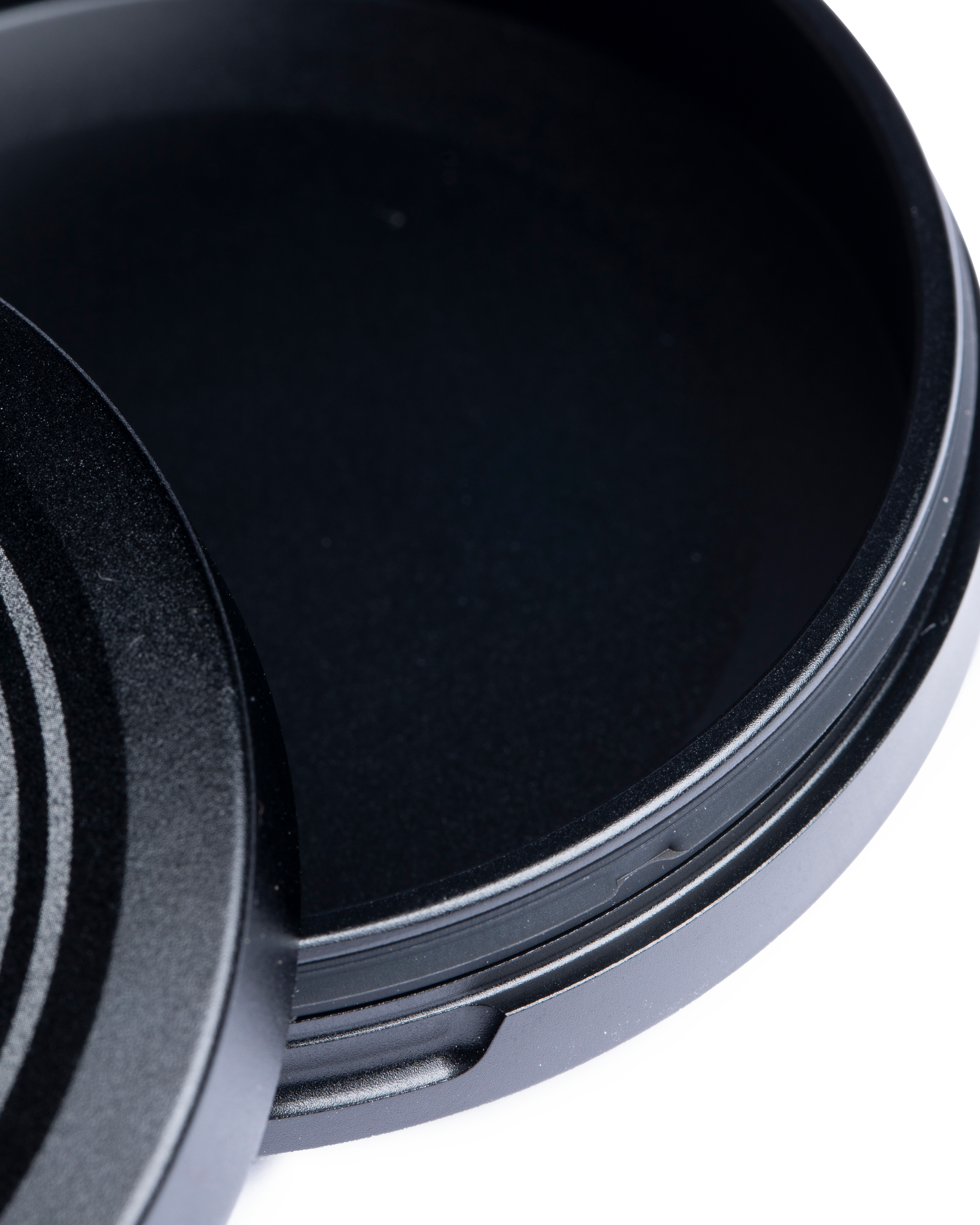 Dark Seas Zyn Container