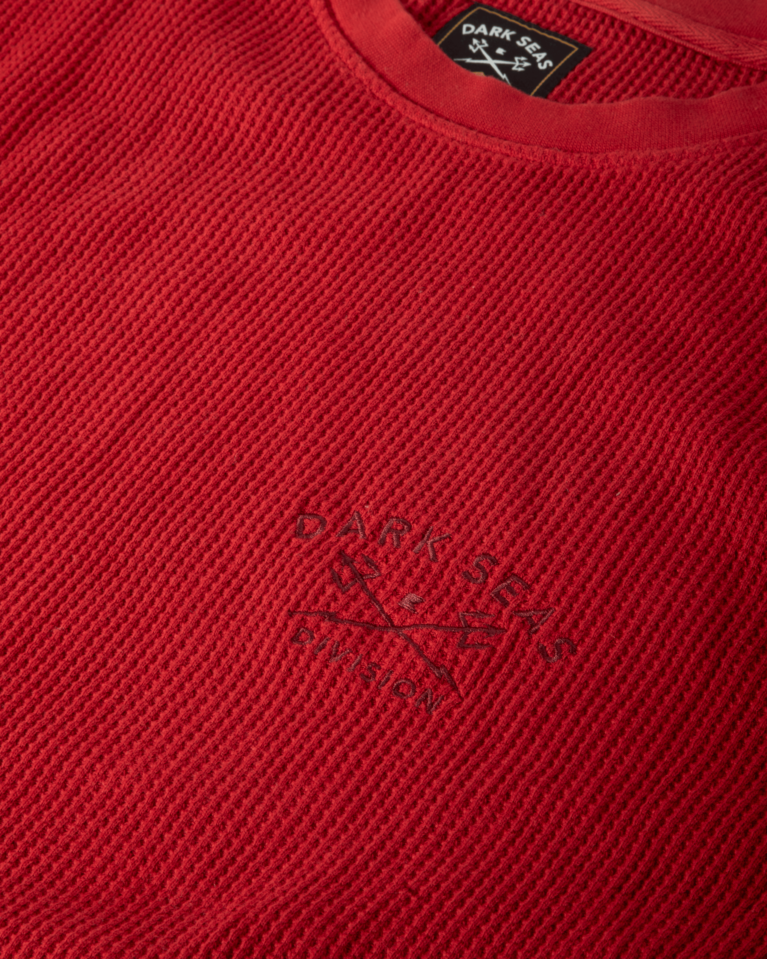 dark-seas-conley-knit-red (zoomed)