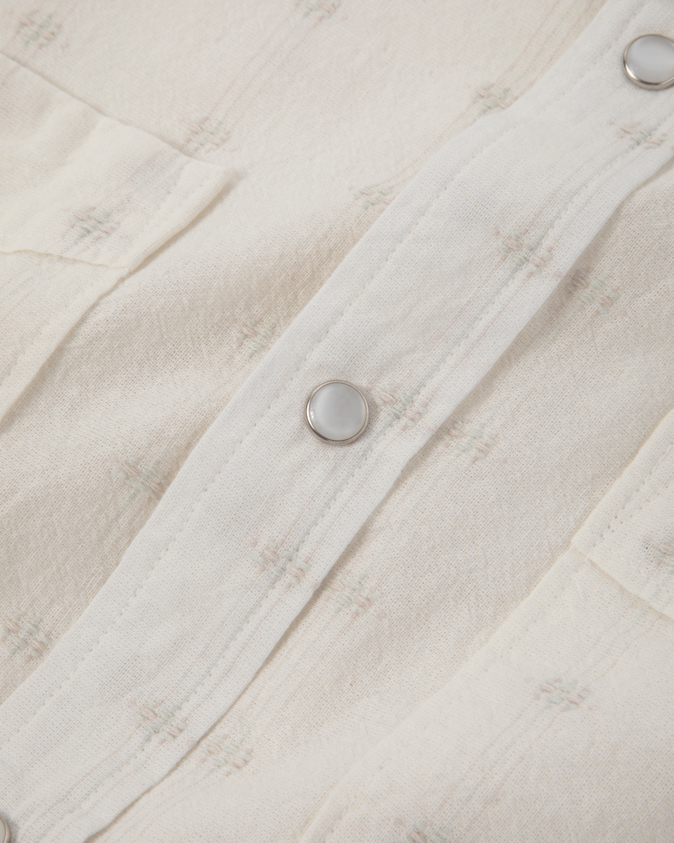 dark-seas-gildale-ss-shirt-off-white (zoomed)