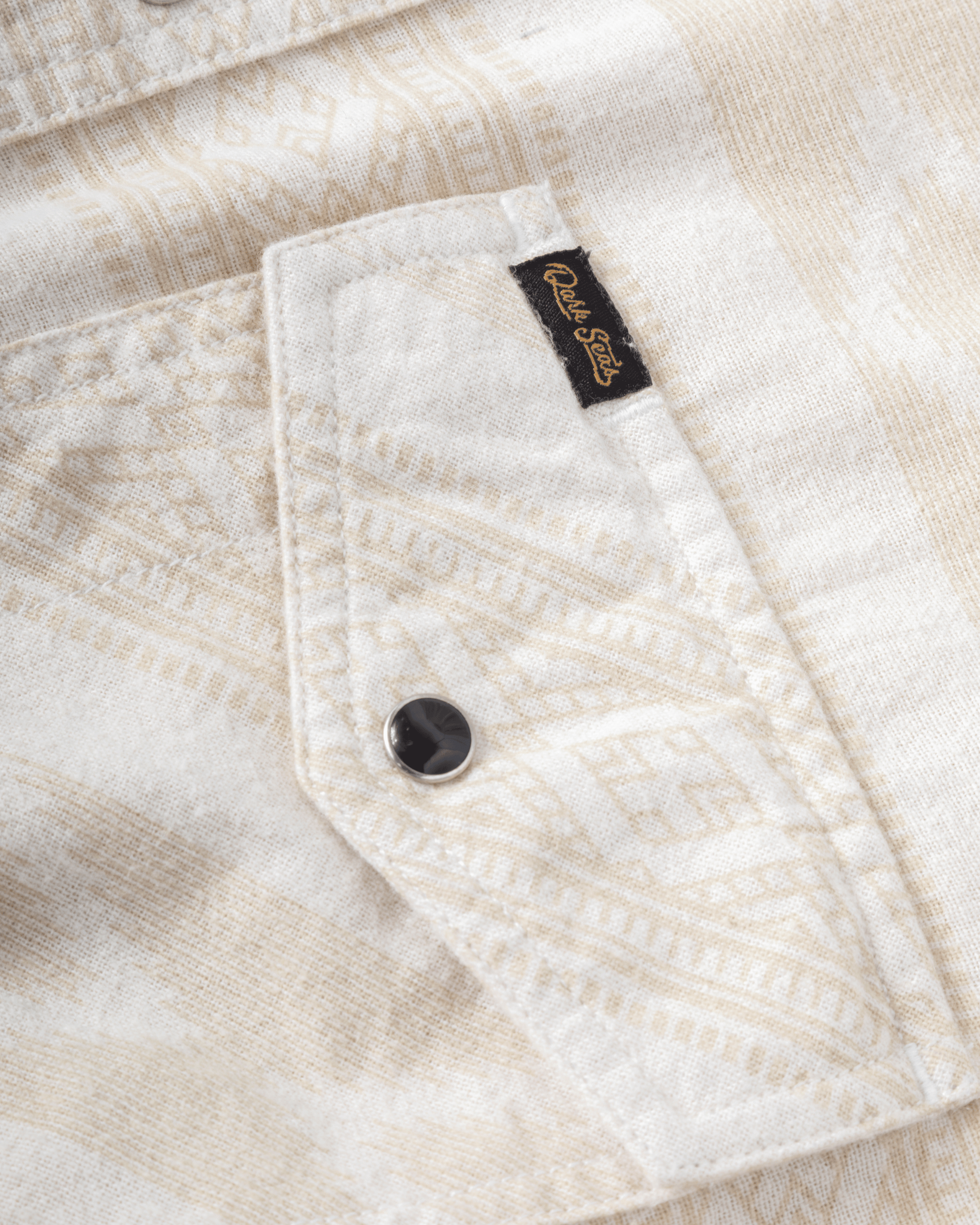 dark-seas-austin-shirt-off-white (zoomed)