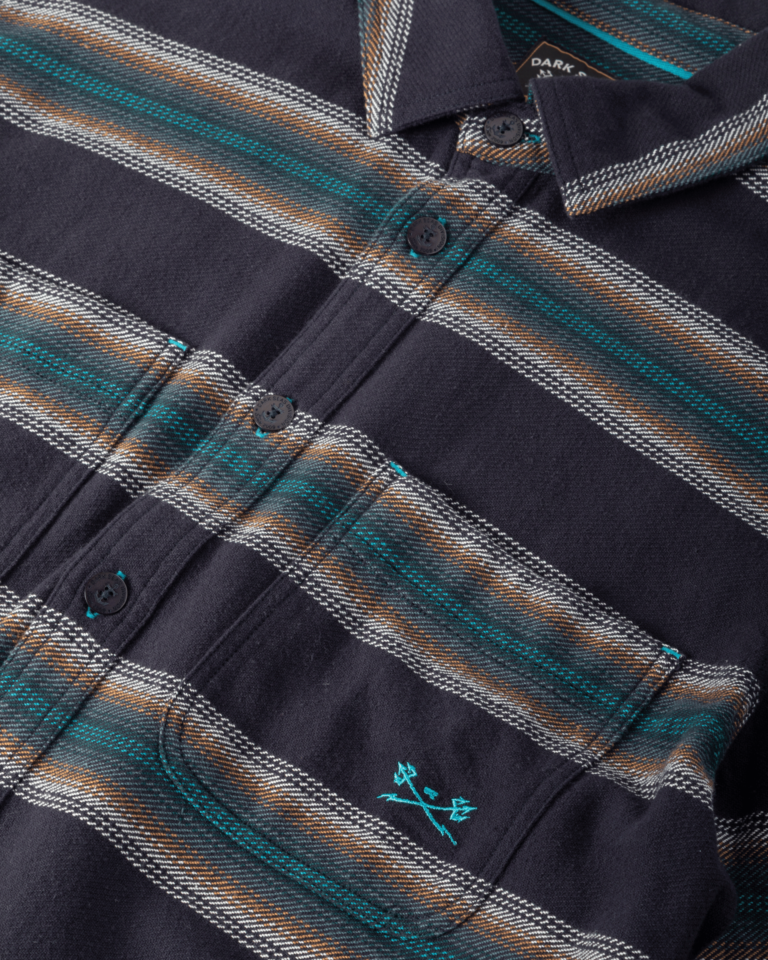 dark-seas-summit-shirt-navy (zoomed)