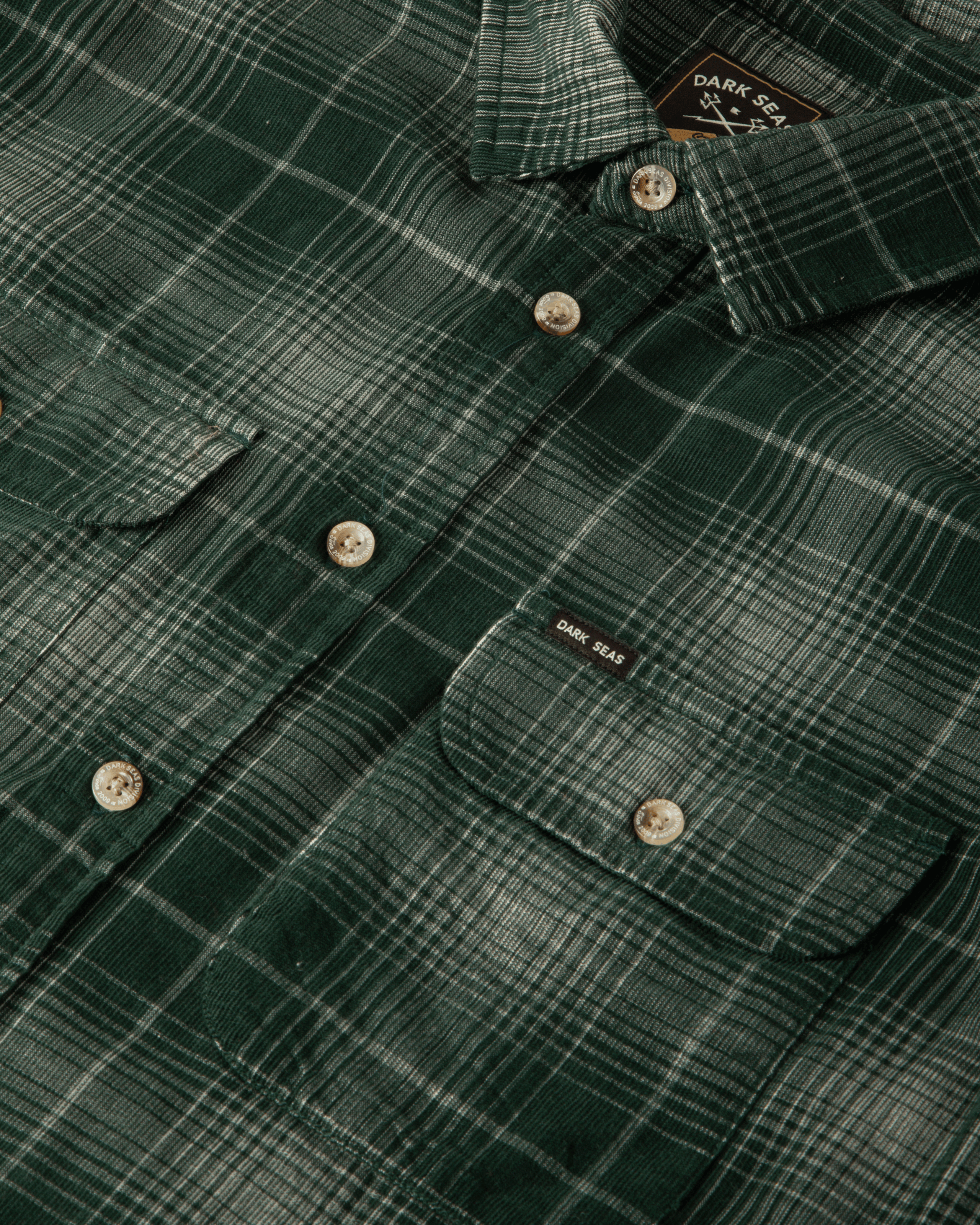 dark-seas-lockhart-shirt-green (zoomed)