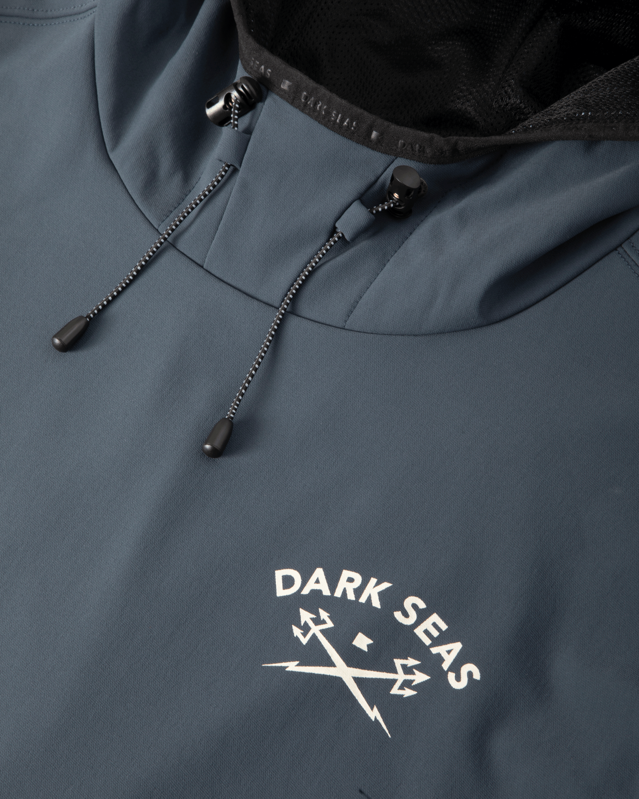 dark-seas-repel-sweatshirt-light-navy (zoomed)