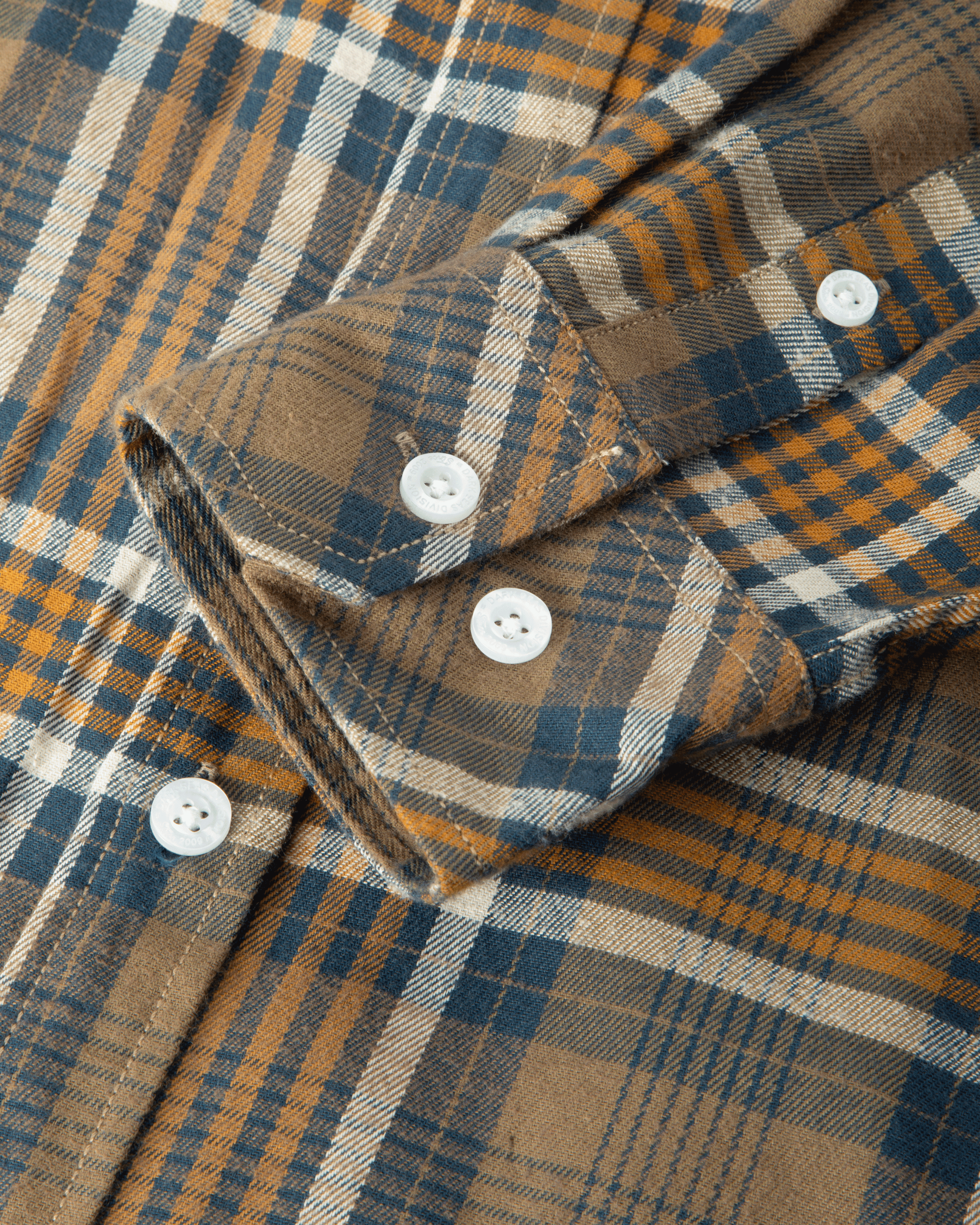 dark-seas-newton-flannel-shirt-grey-navy (zoomed)