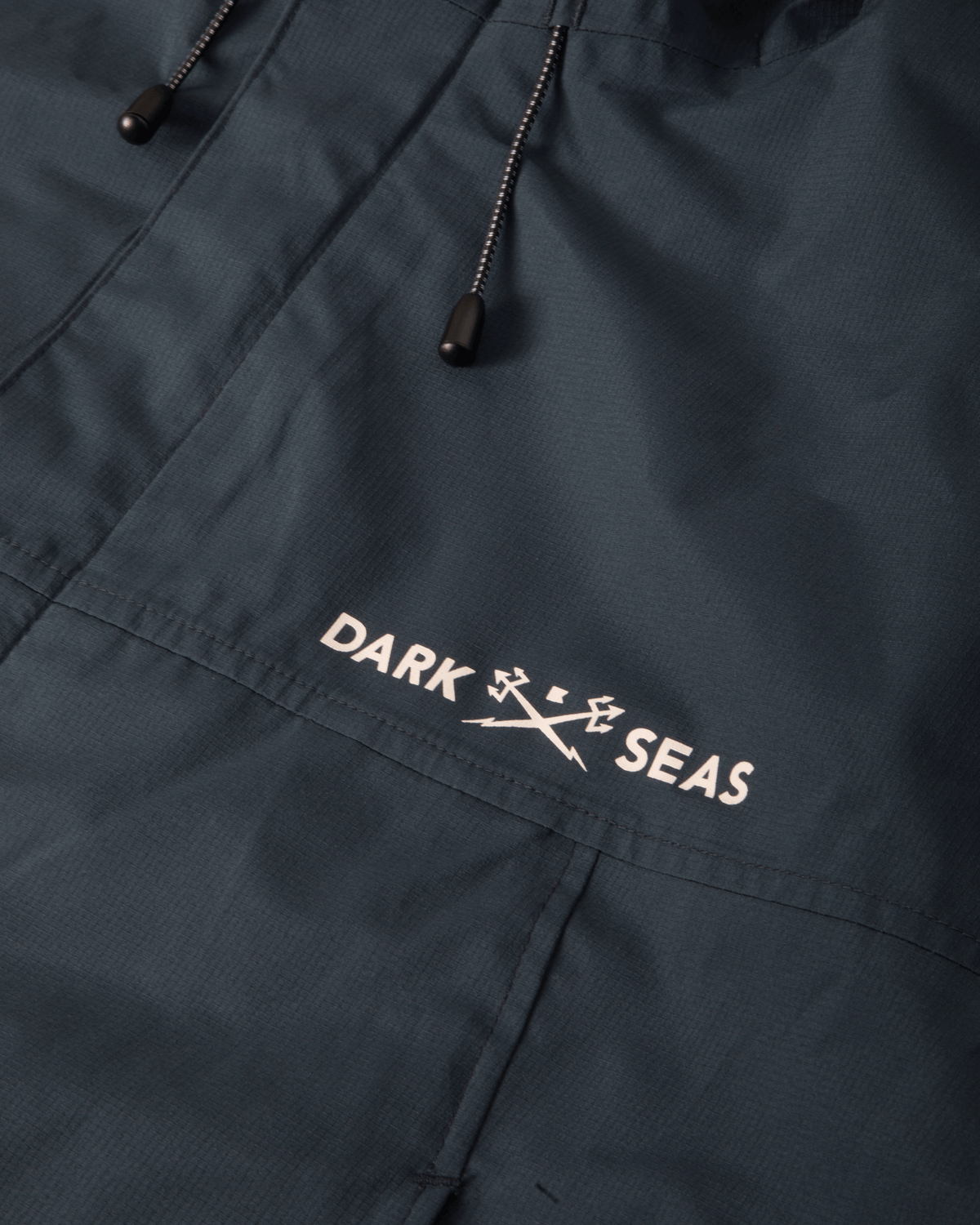 dark-seas-breakwater-jacket-navy