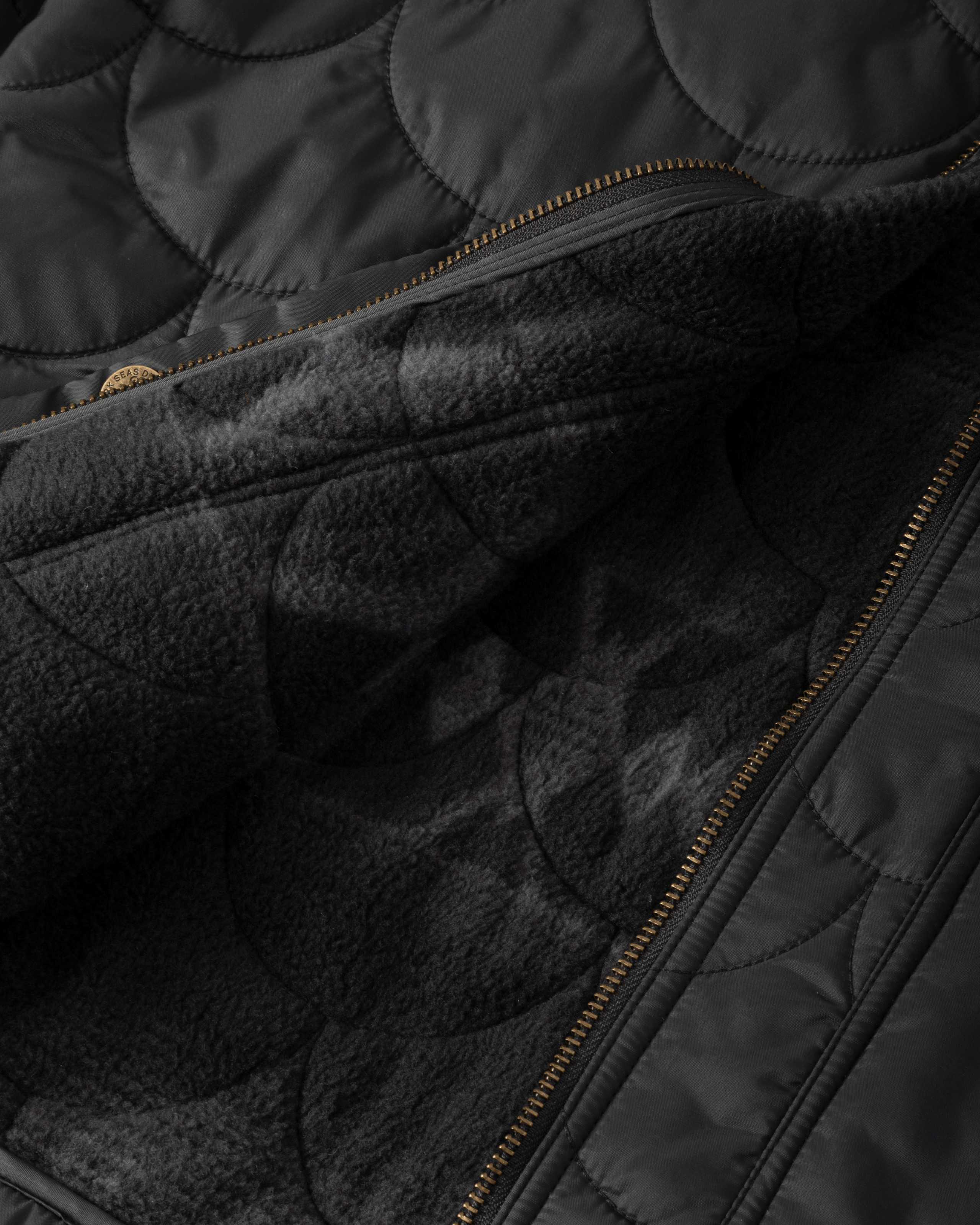 dark-seas-hornsby-jacket-black (zoomed)