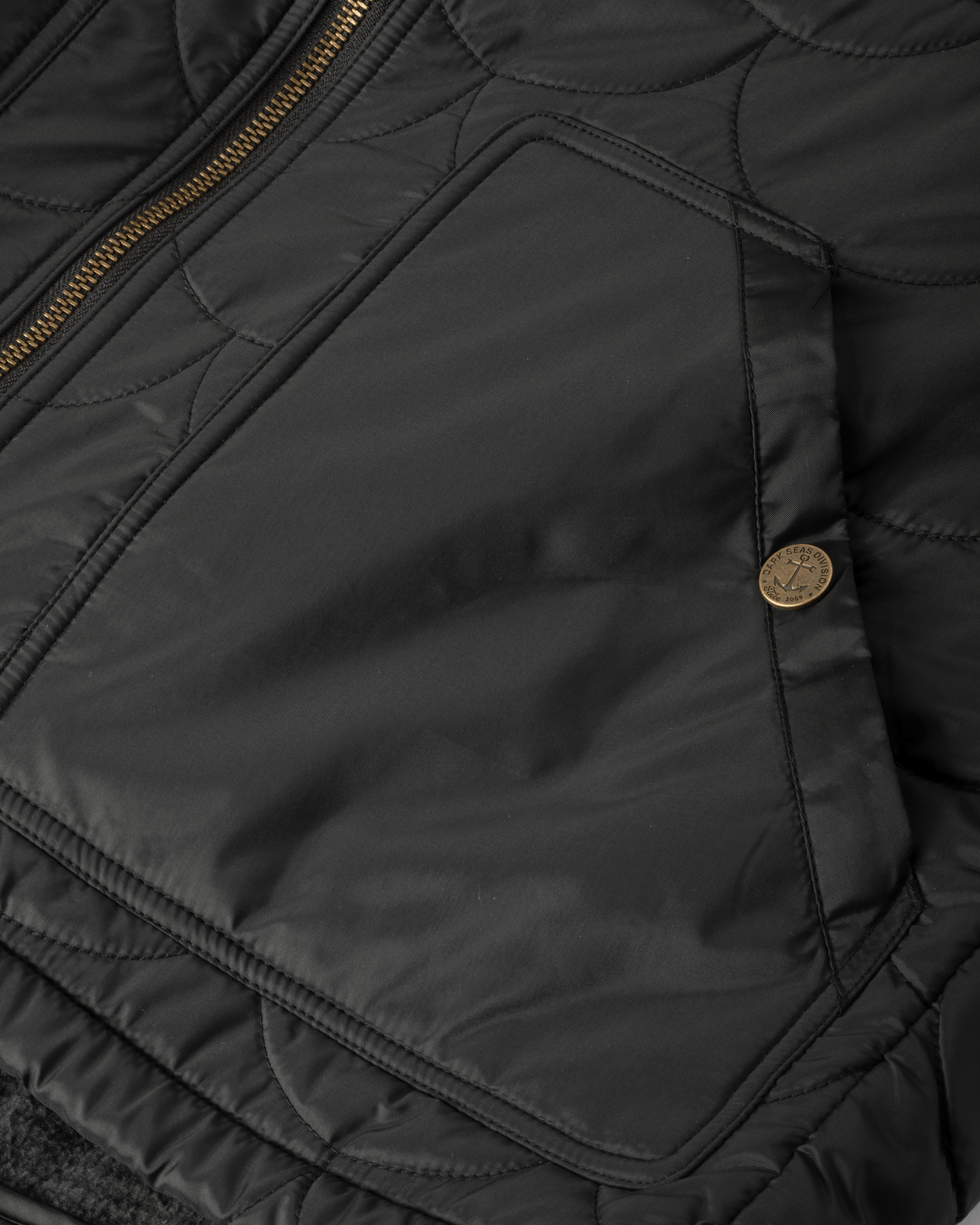 dark-seas-hornsby-jacket-black (zoomed)
