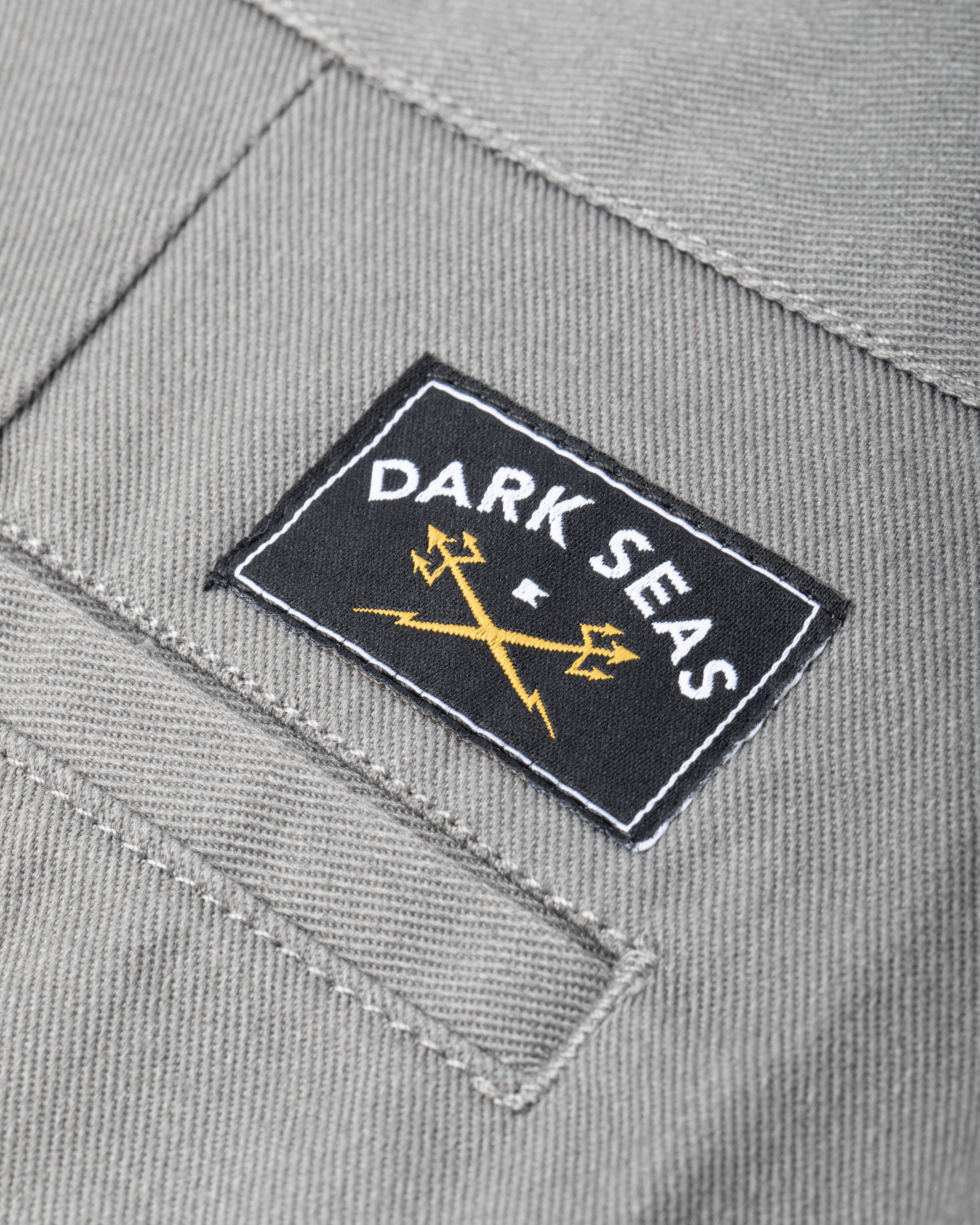 dark-seas-go-to-chino-pant-gunmetal (zoomed)