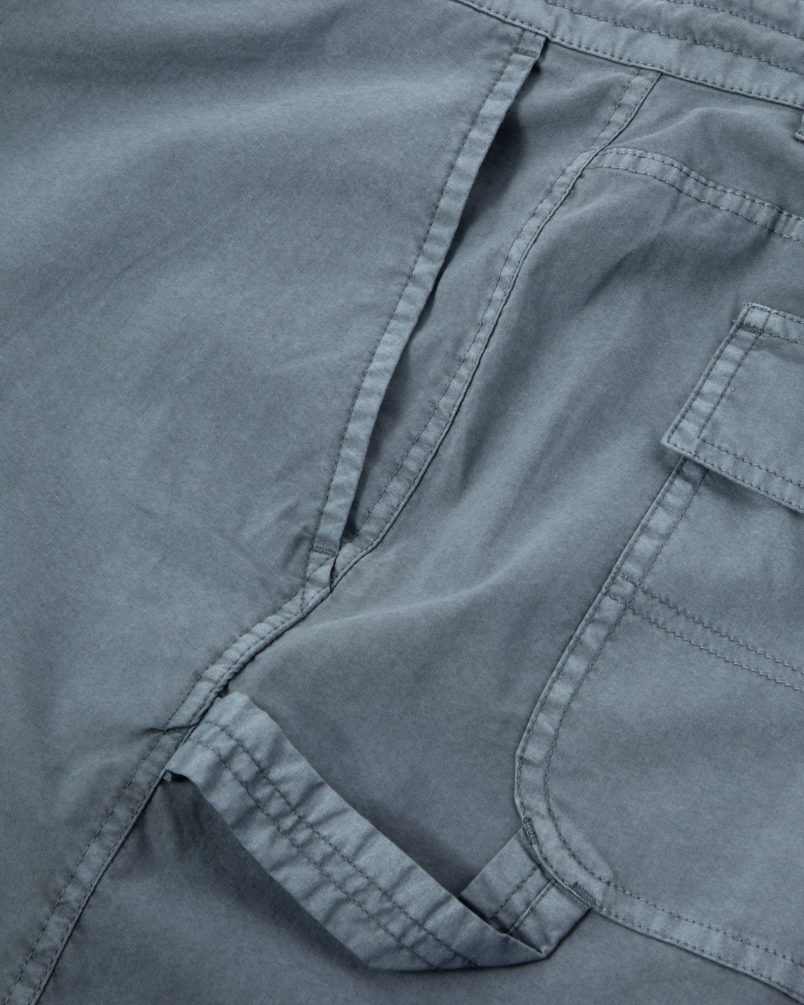 dark-seas-union-amphibious-boardshort-storm (zoomed)