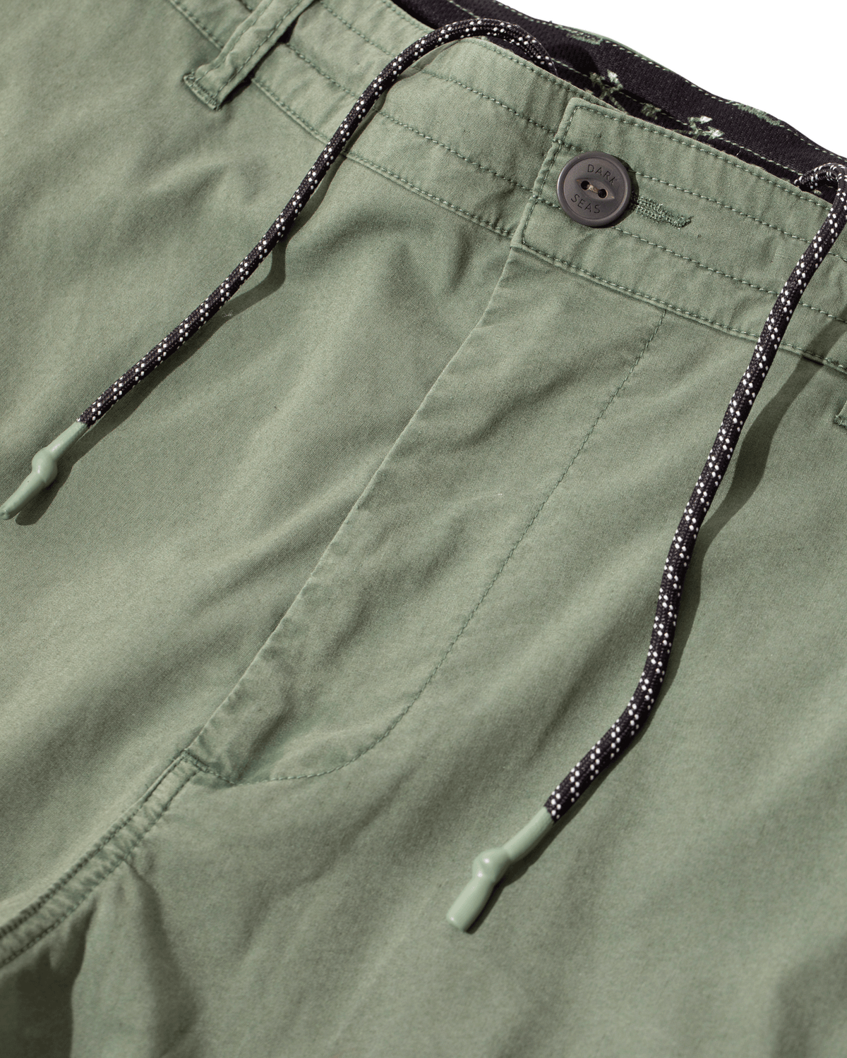 Hydrochino Short