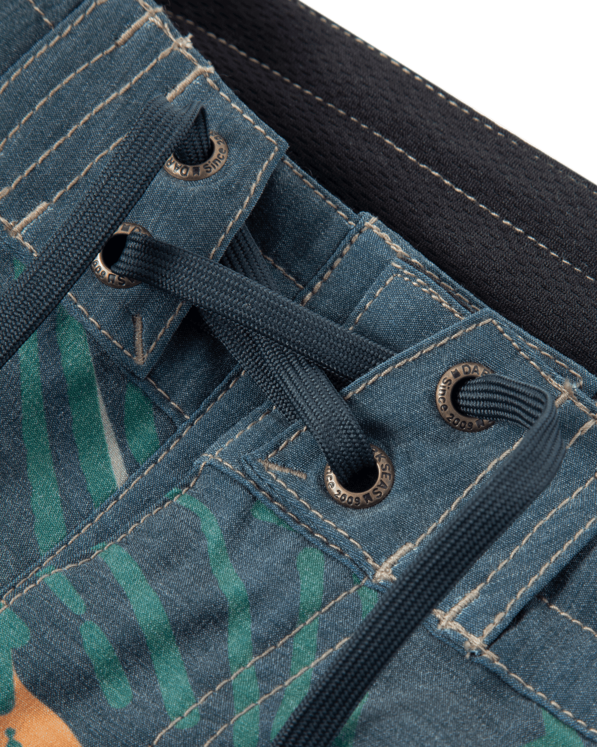 dark-seas-sennit-boardshort-aloe