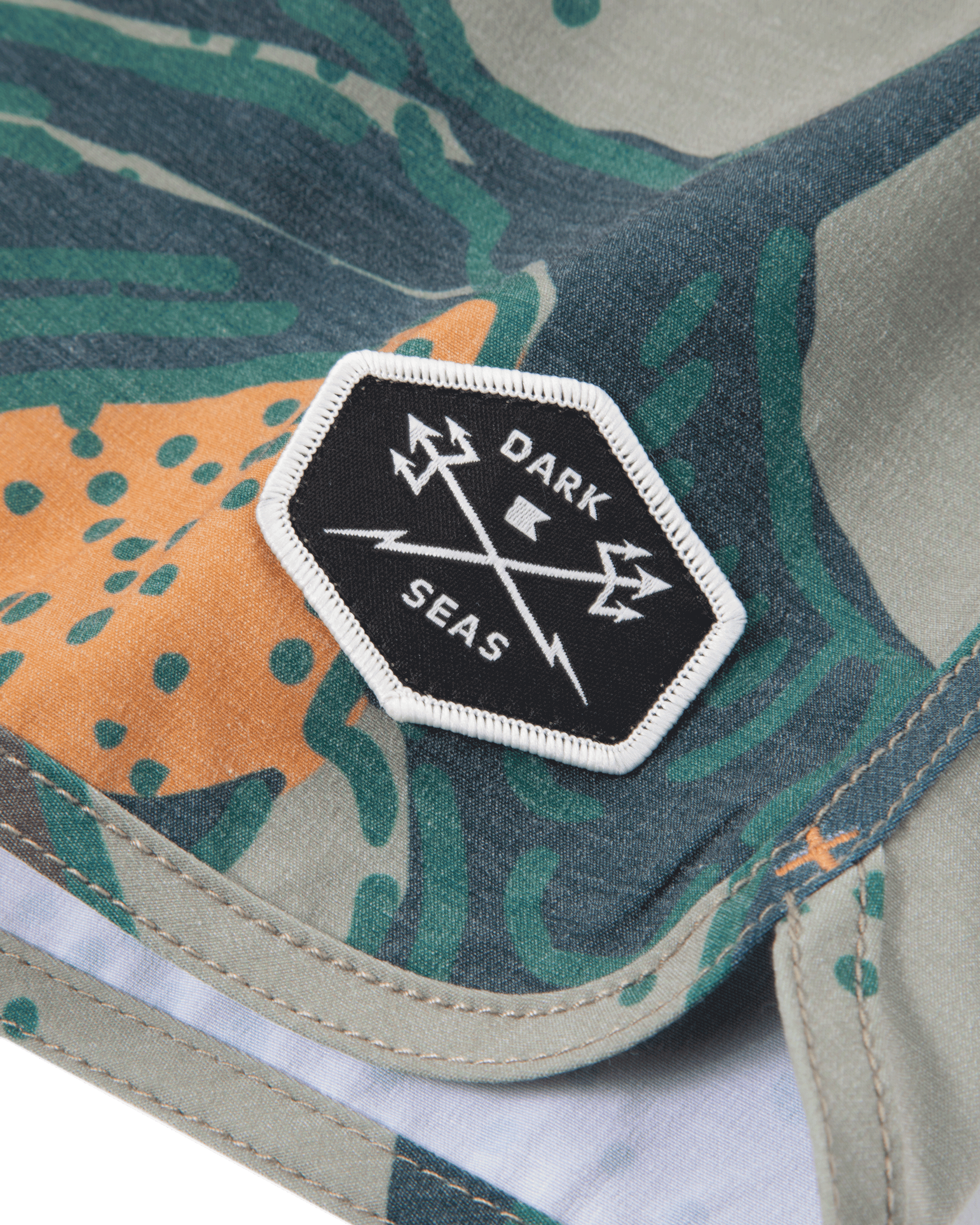 dark-seas-sennit-boardshort-aloe (zoomed)