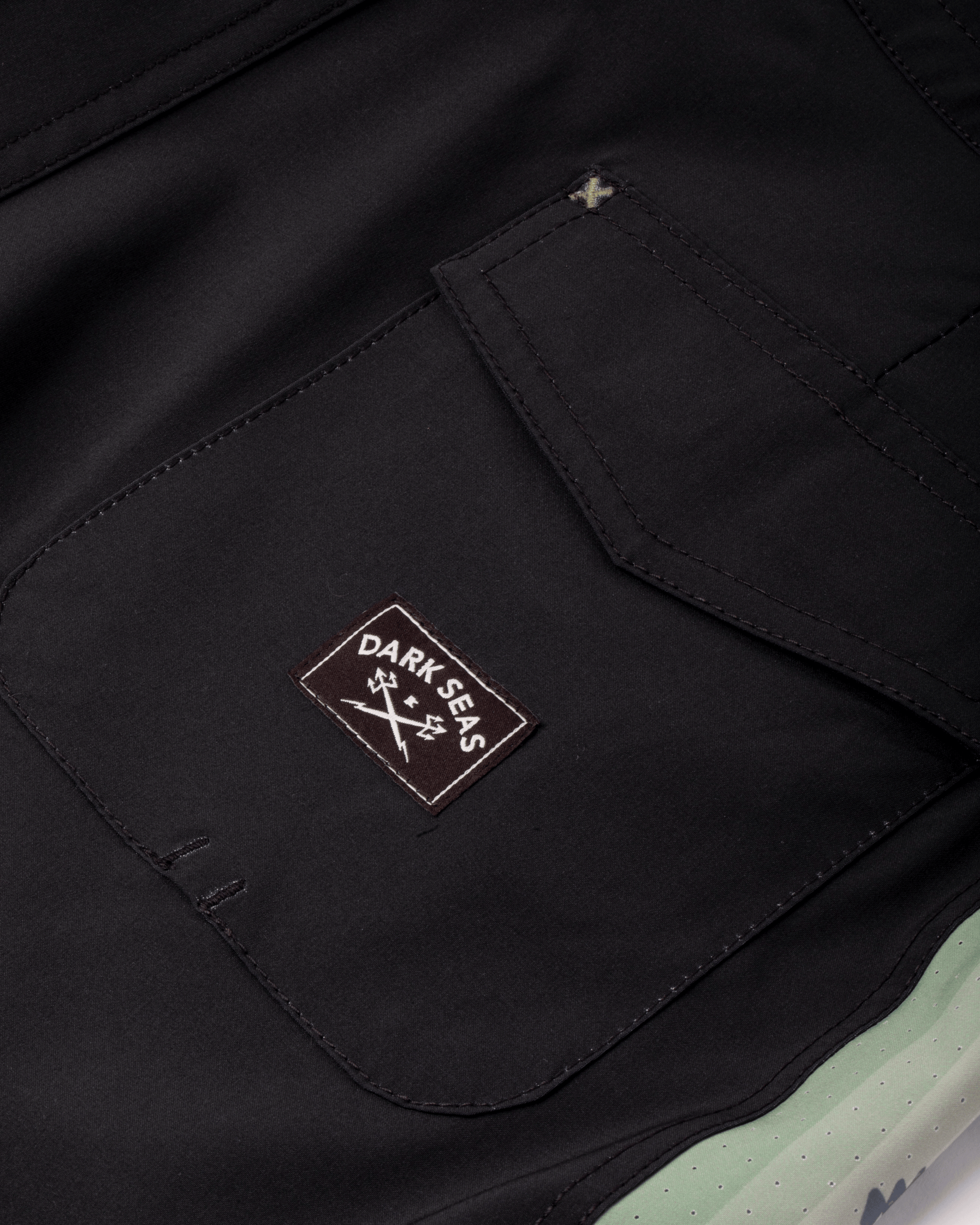 Intercoastal Boardshort (zoomed)