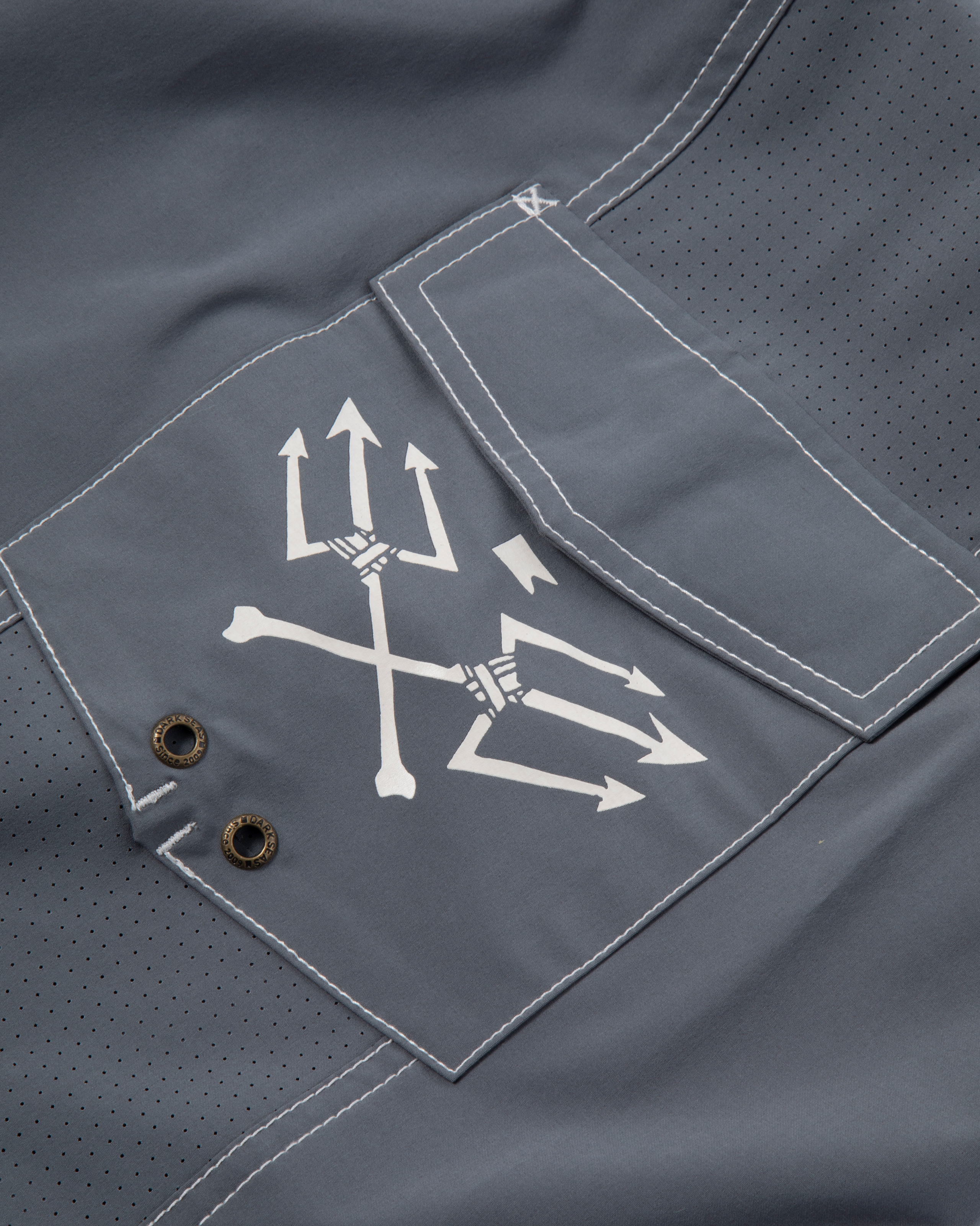 dark-seas-windward-boardshort-storm (zoomed)