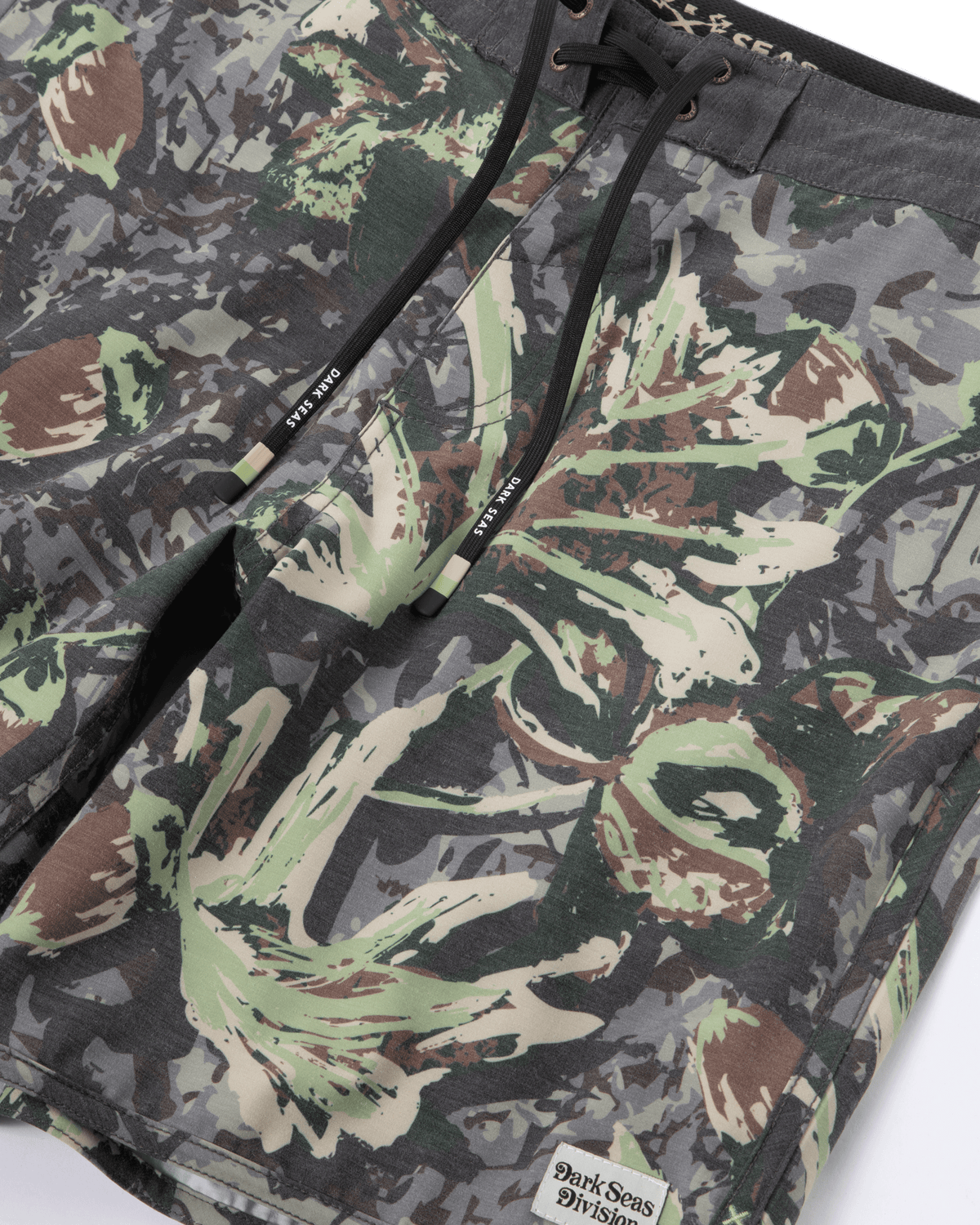 dark-seas-lakeshore-boardshort-camo