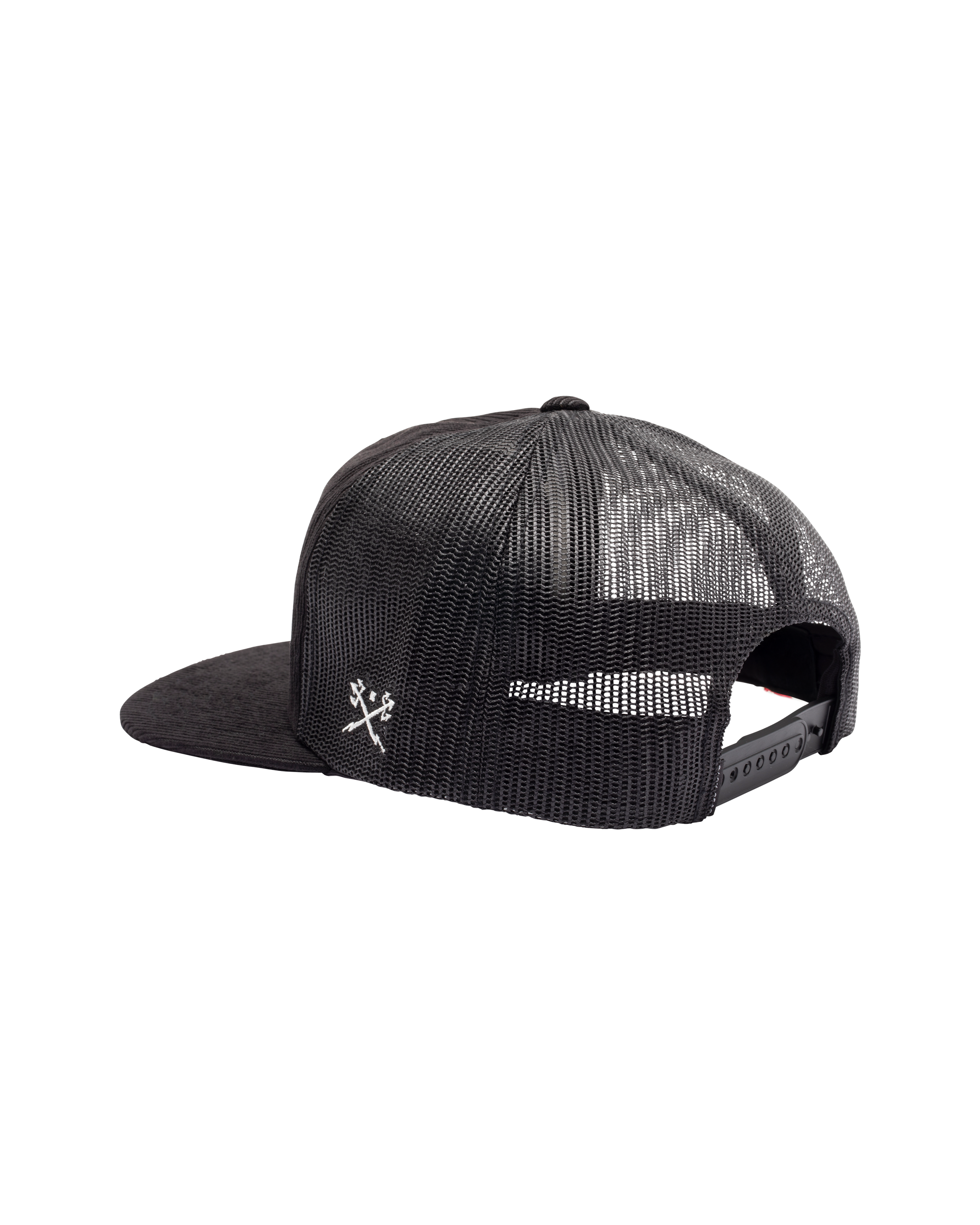 dark-seas-metal-hat-black (zoomed)